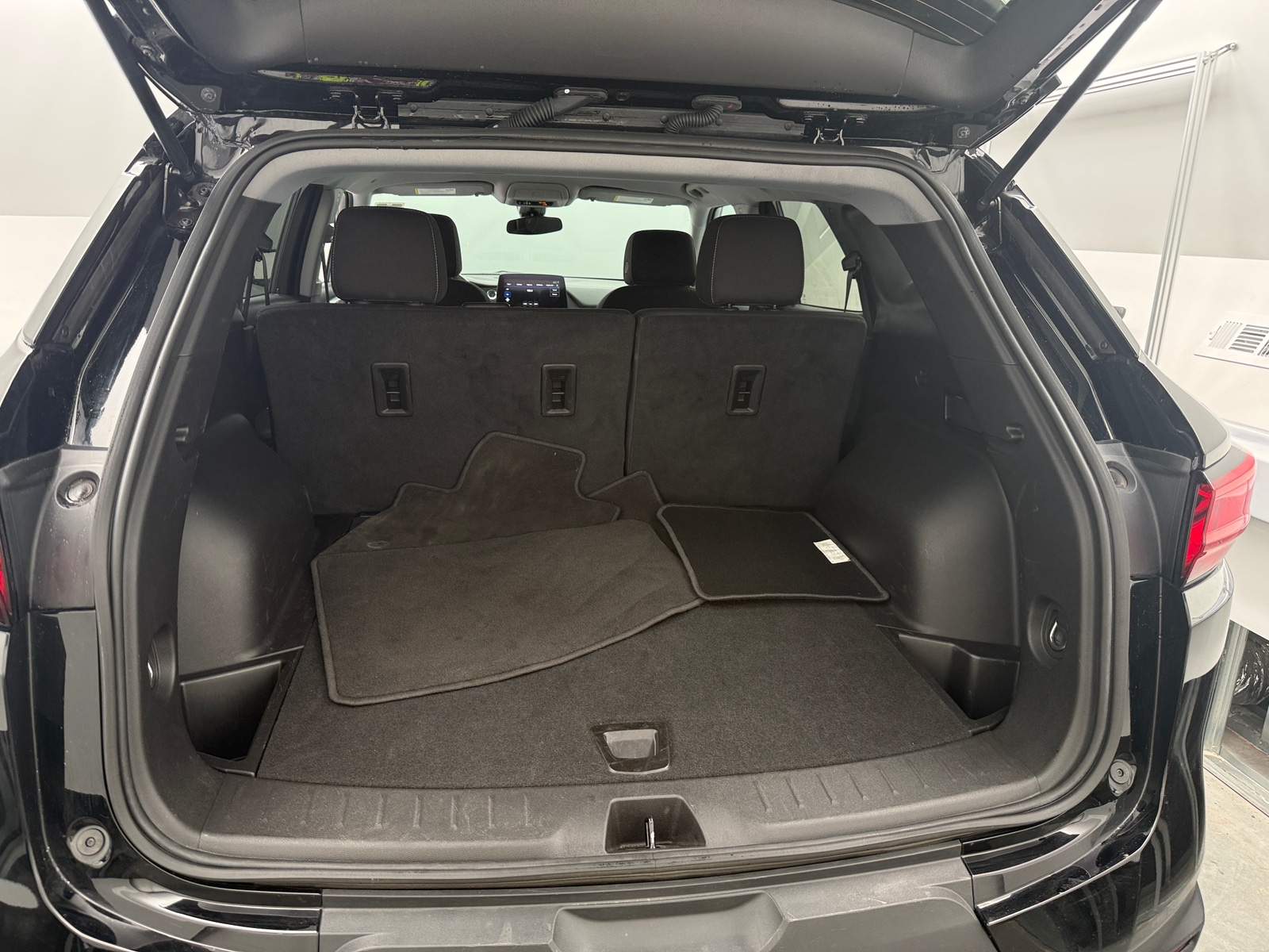 Thumbnail: 2025 Chevrolet Blazer - 7