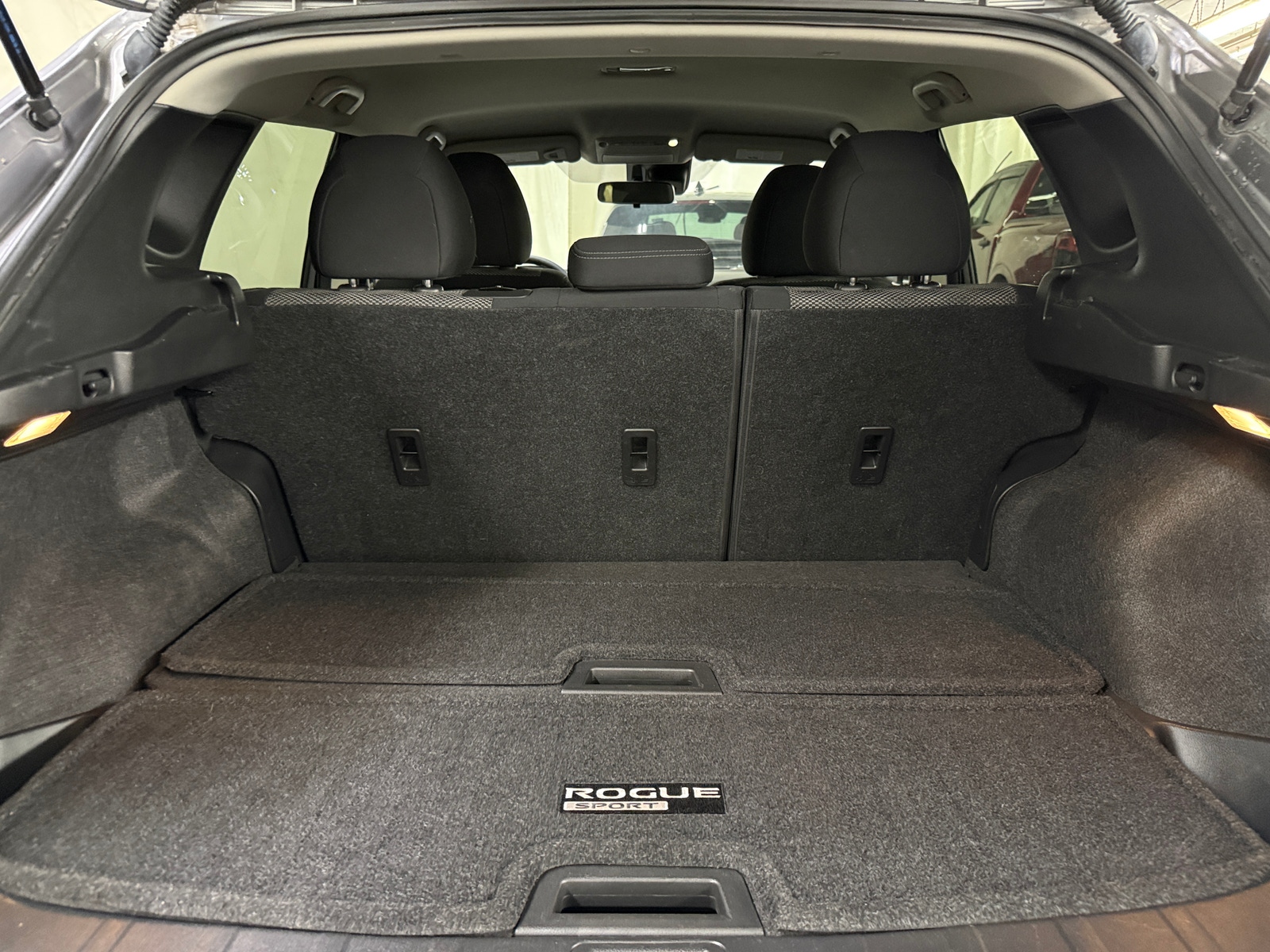 Thumbnail: 2020 Nissan Rogue Sport - 7