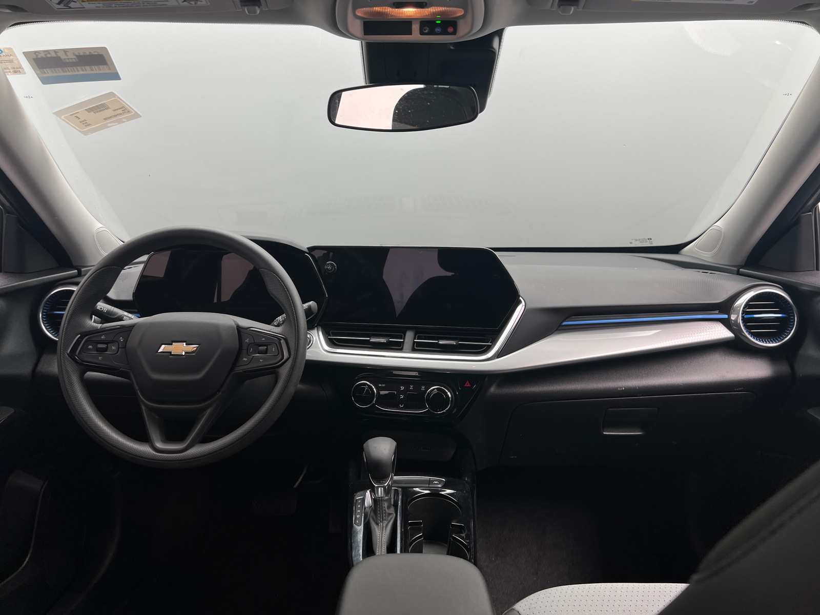 Thumbnail: 2025 Chevrolet Trax - 3