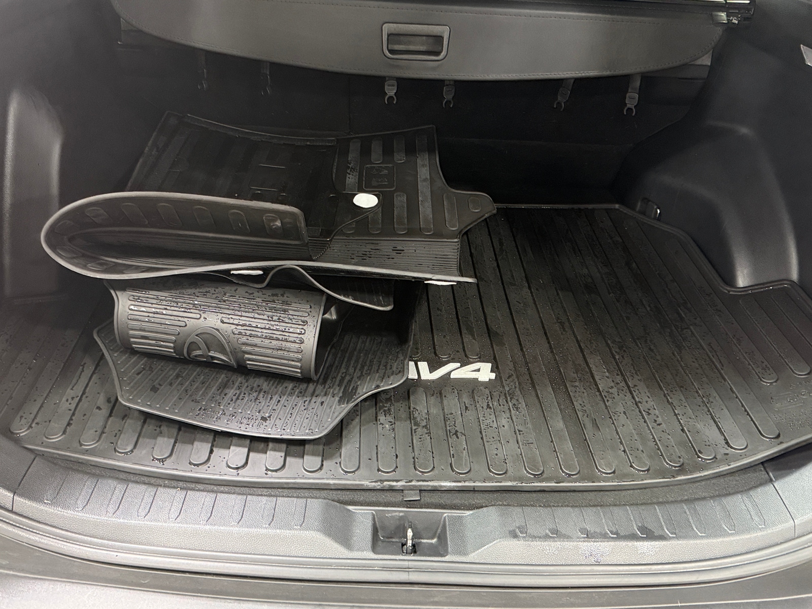 Thumbnail: 2019 Toyota RAV4 - 7