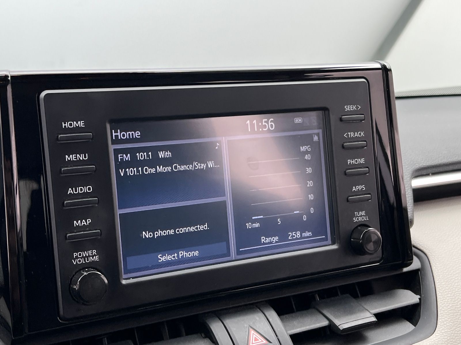 Thumbnail: 2019 Toyota RAV4 - 4