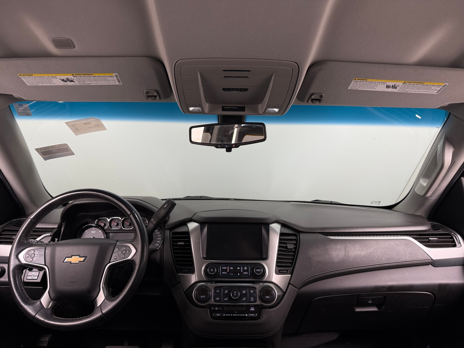 Thumbnail: 2019 Chevrolet Suburban - 3