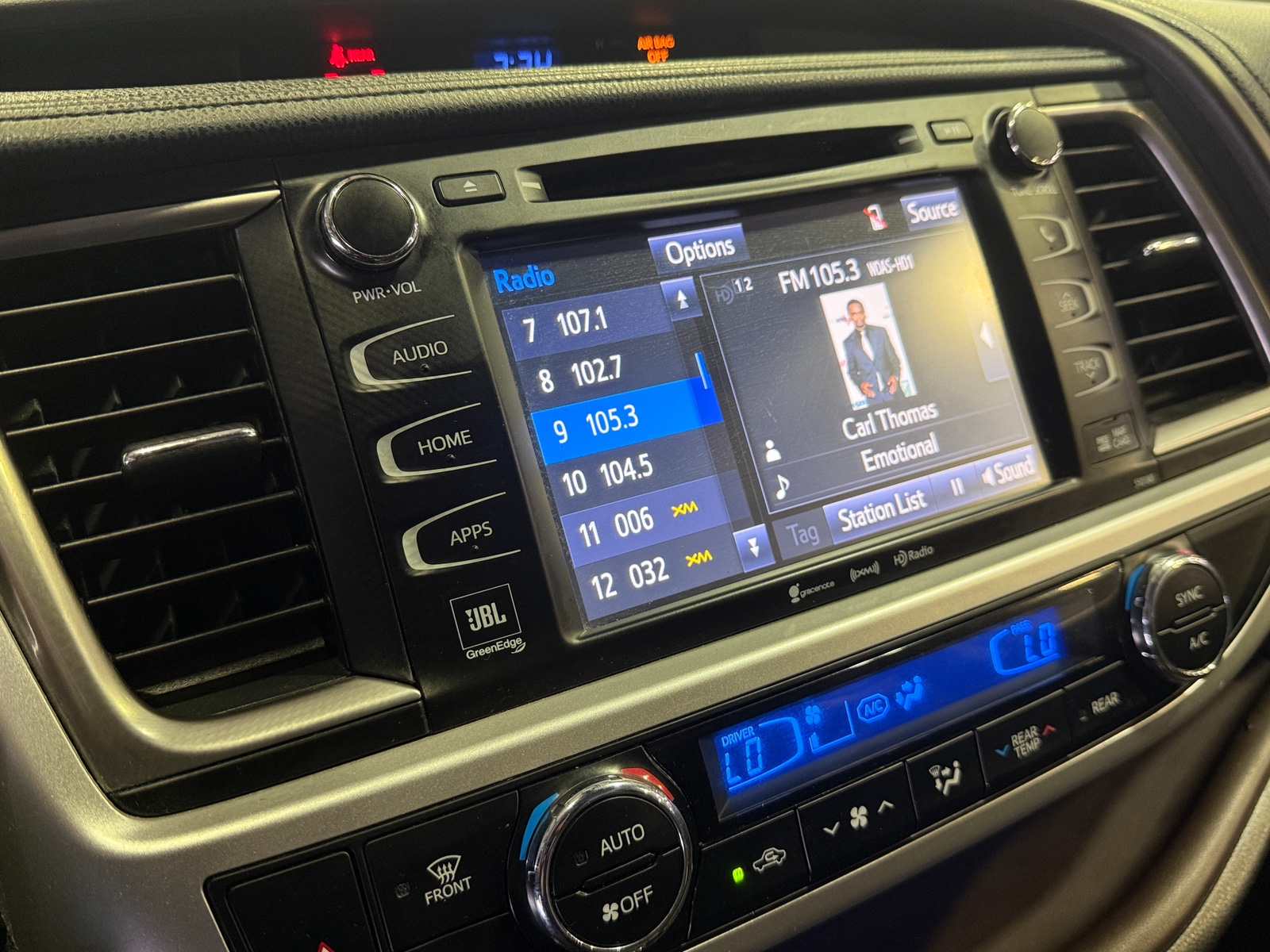 Thumbnail: 2017 Toyota Highlander - 3