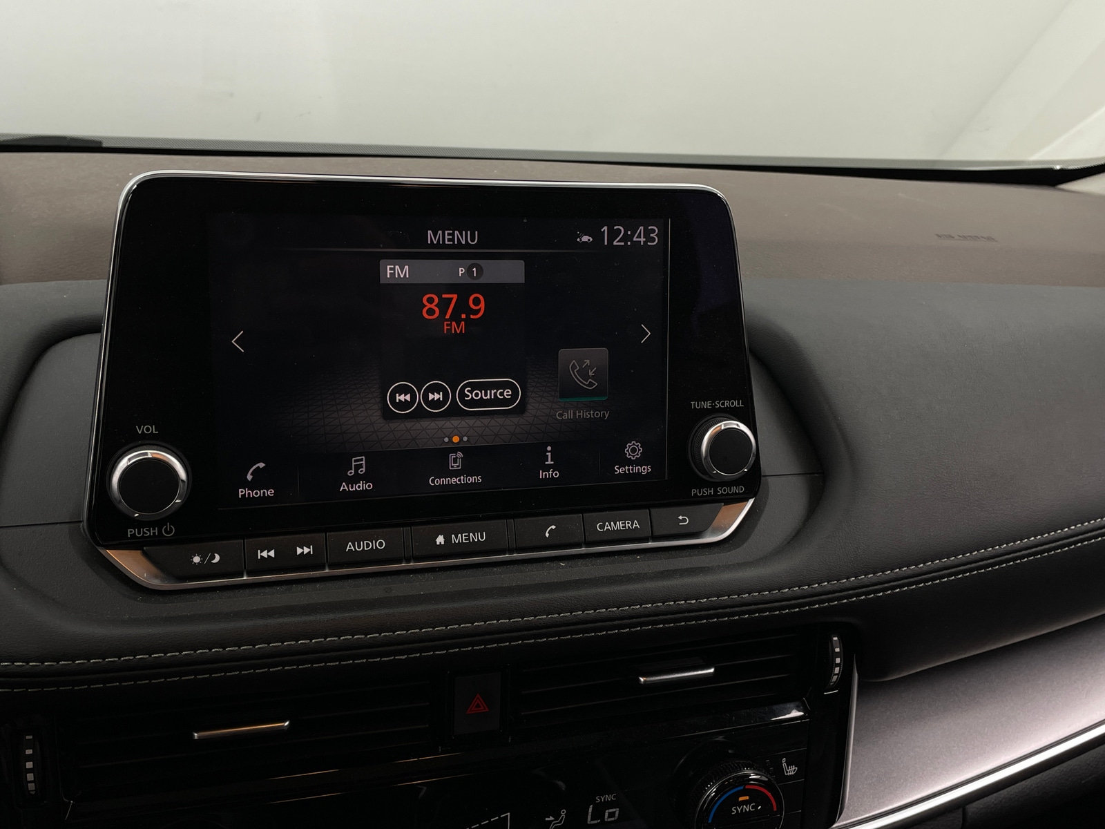 Thumbnail: 2021 Nissan Rogue - 3