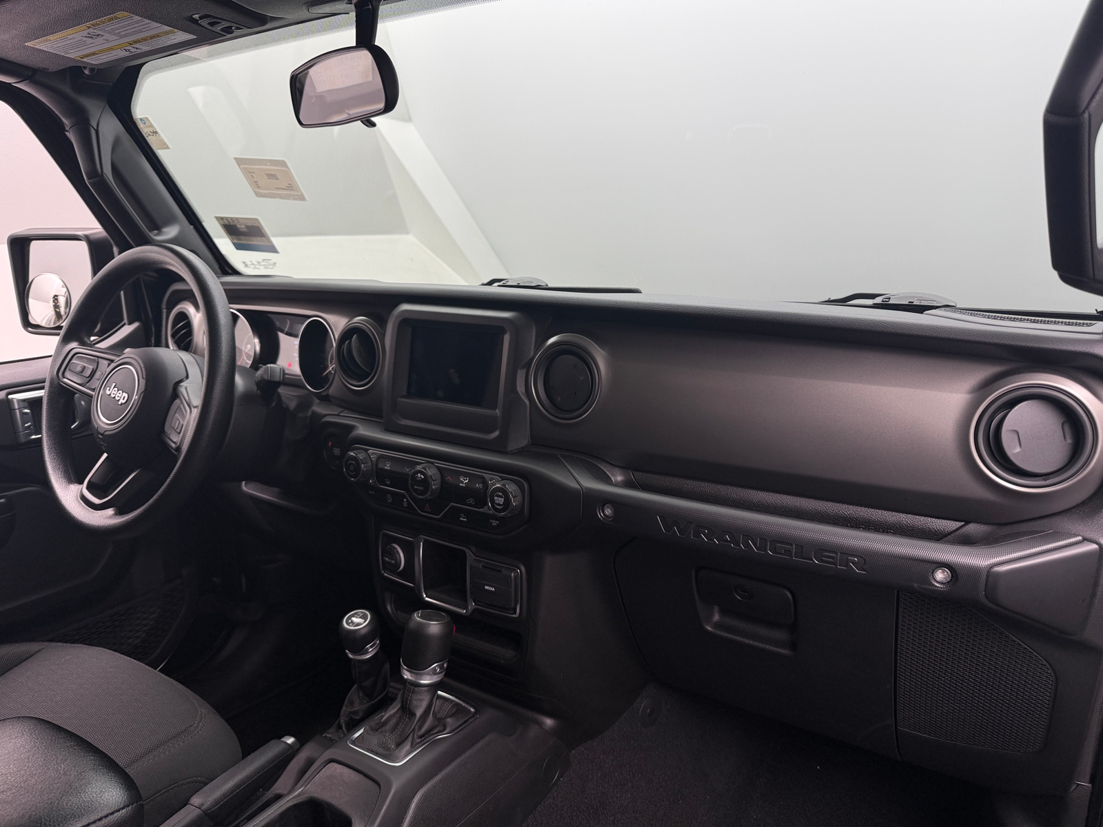 Thumbnail: 2022 Jeep Wrangler - 3