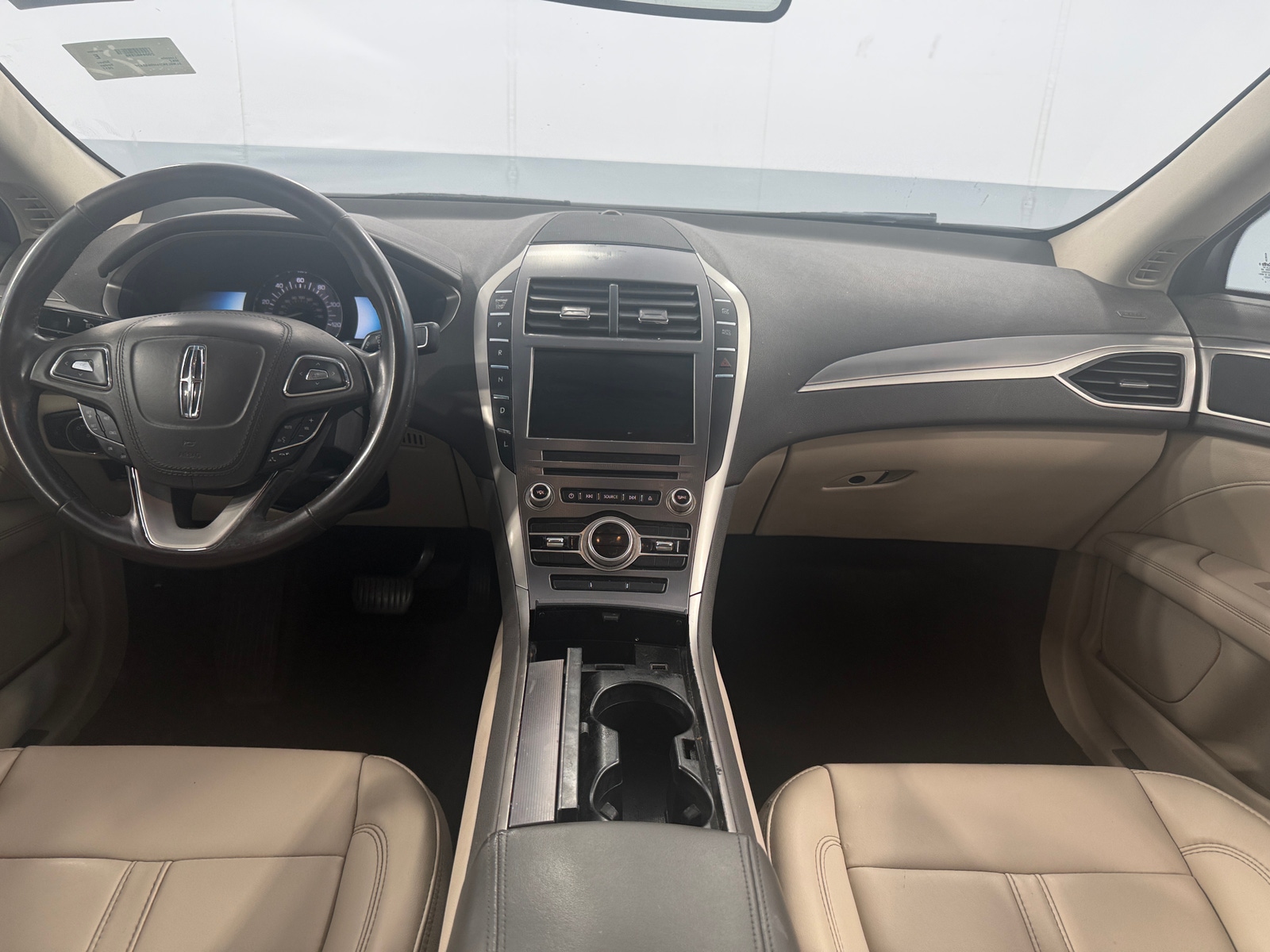 Thumbnail: 2017 Lincoln MKZ - 2