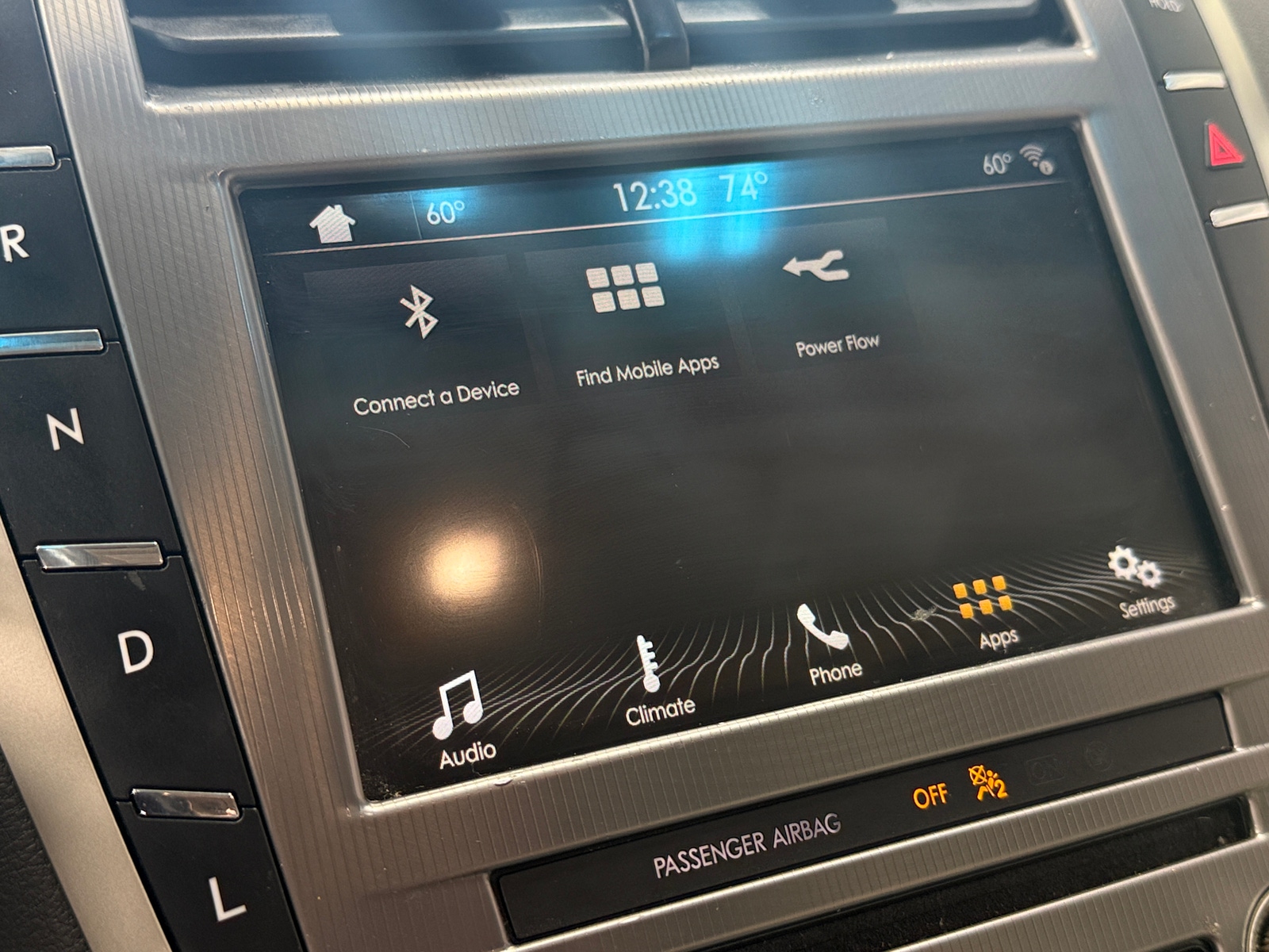 Thumbnail: 2017 Lincoln MKZ - 3