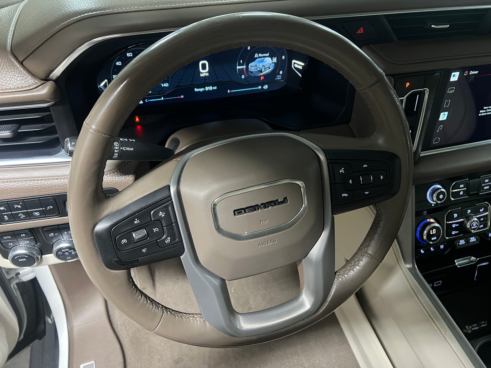 Thumbnail: 2022 GMC Yukon XL - 4
