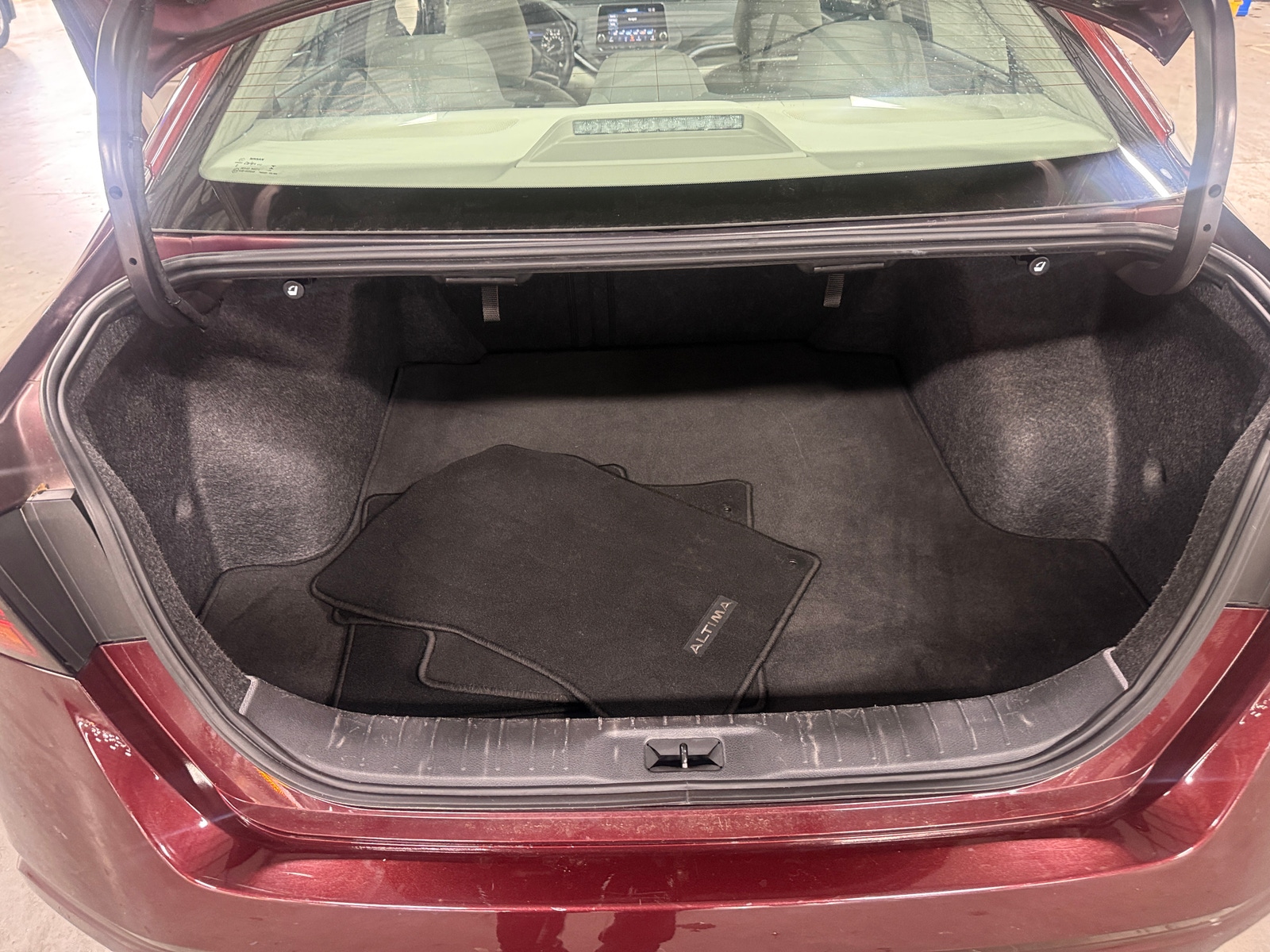 Thumbnail: 2025 Nissan Altima - 7