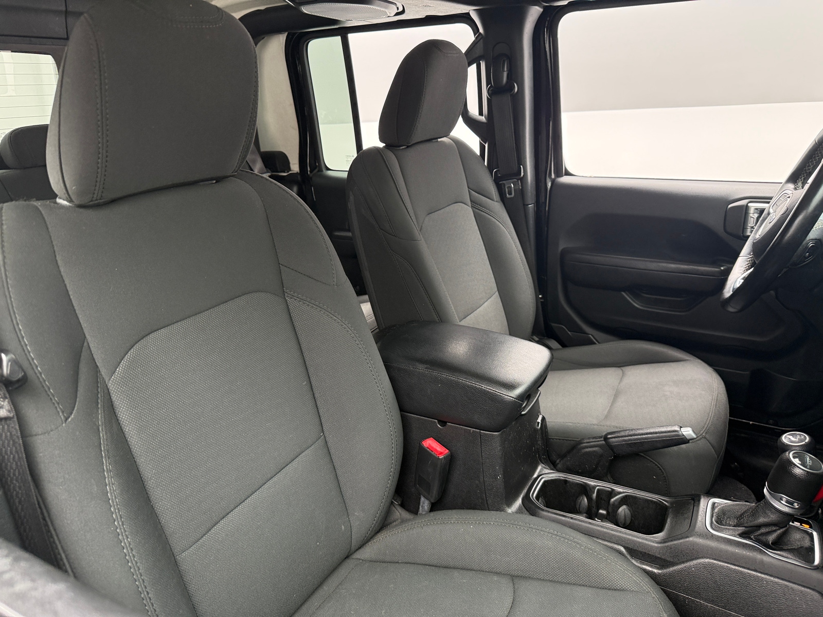 Thumbnail: 2020 Jeep Gladiator - 2