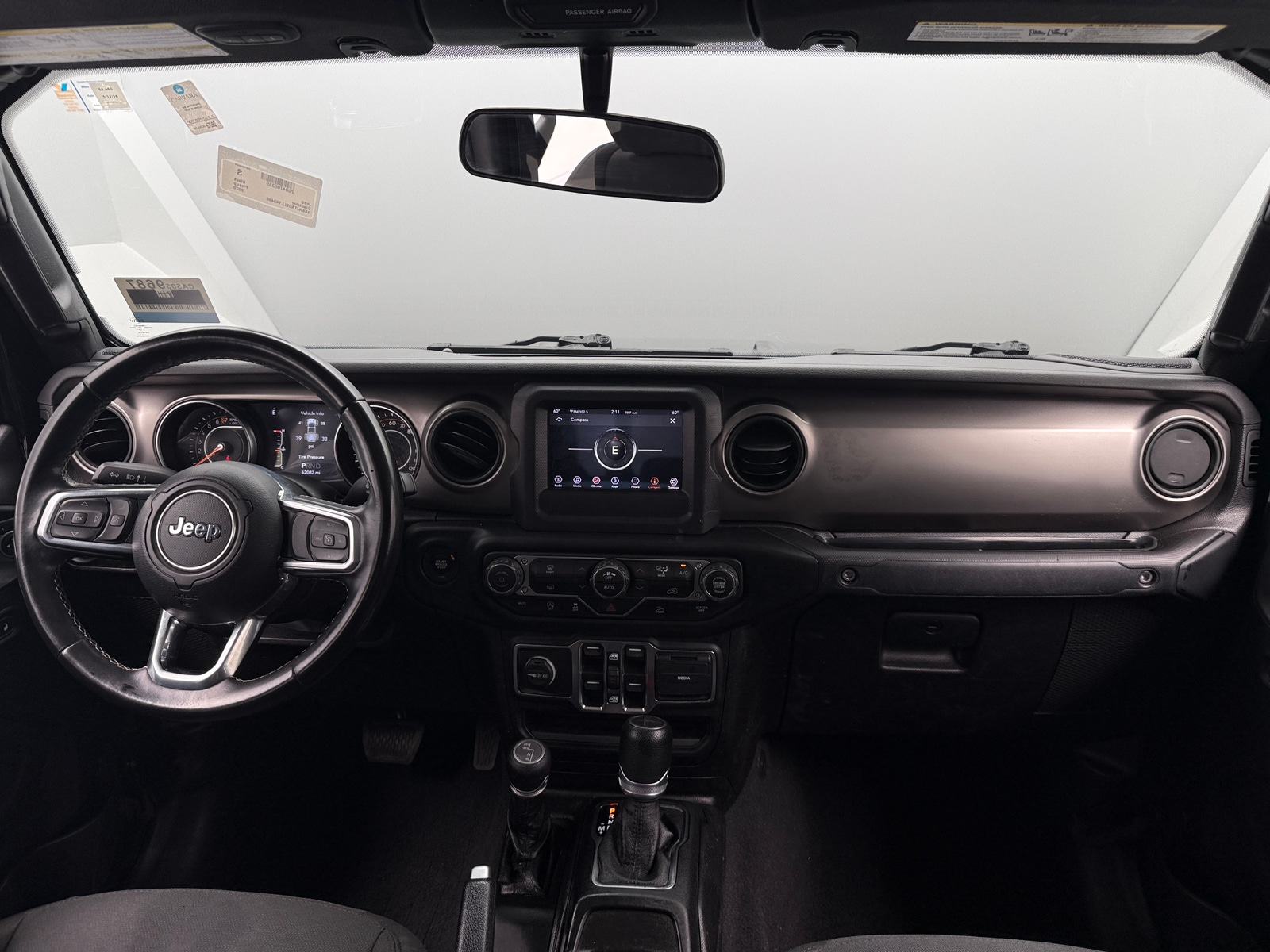 Thumbnail: 2020 Jeep Gladiator - 3