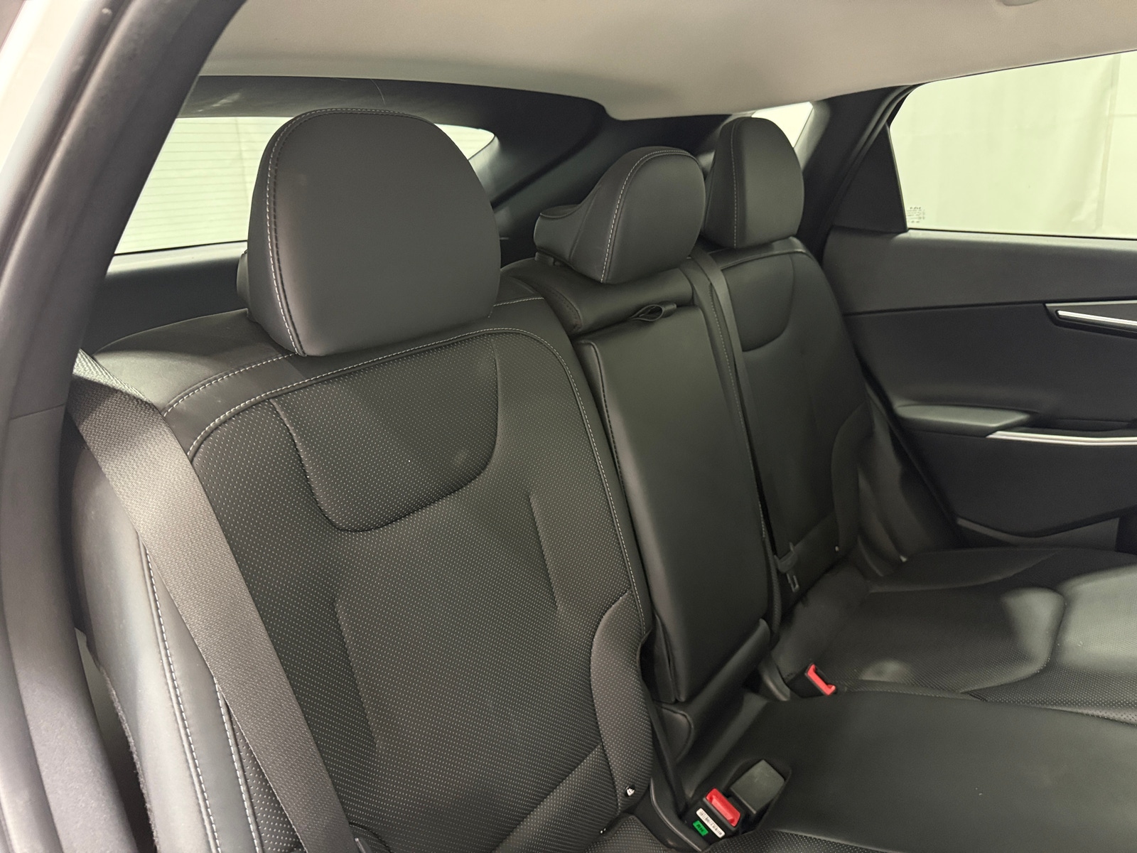 Thumbnail: 2023 Kia EV6 - 5