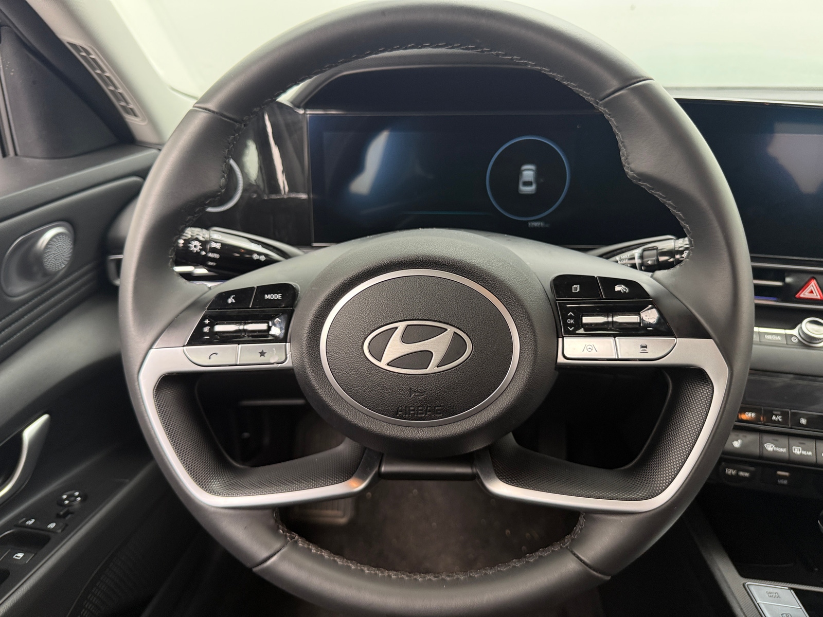 Thumbnail: 2025 Hyundai Elantra - 5