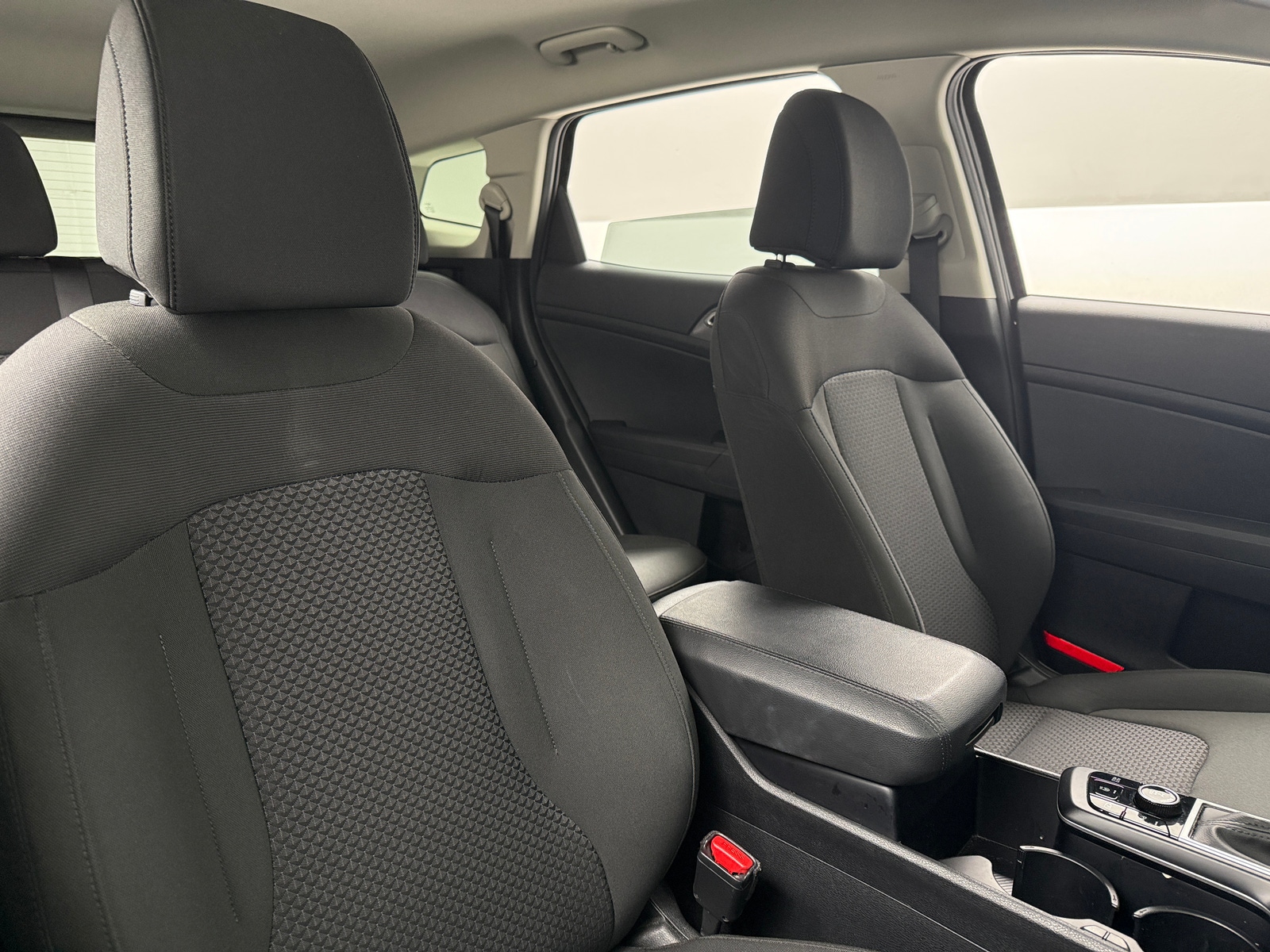 Thumbnail: 2025 Kia Sportage - 2