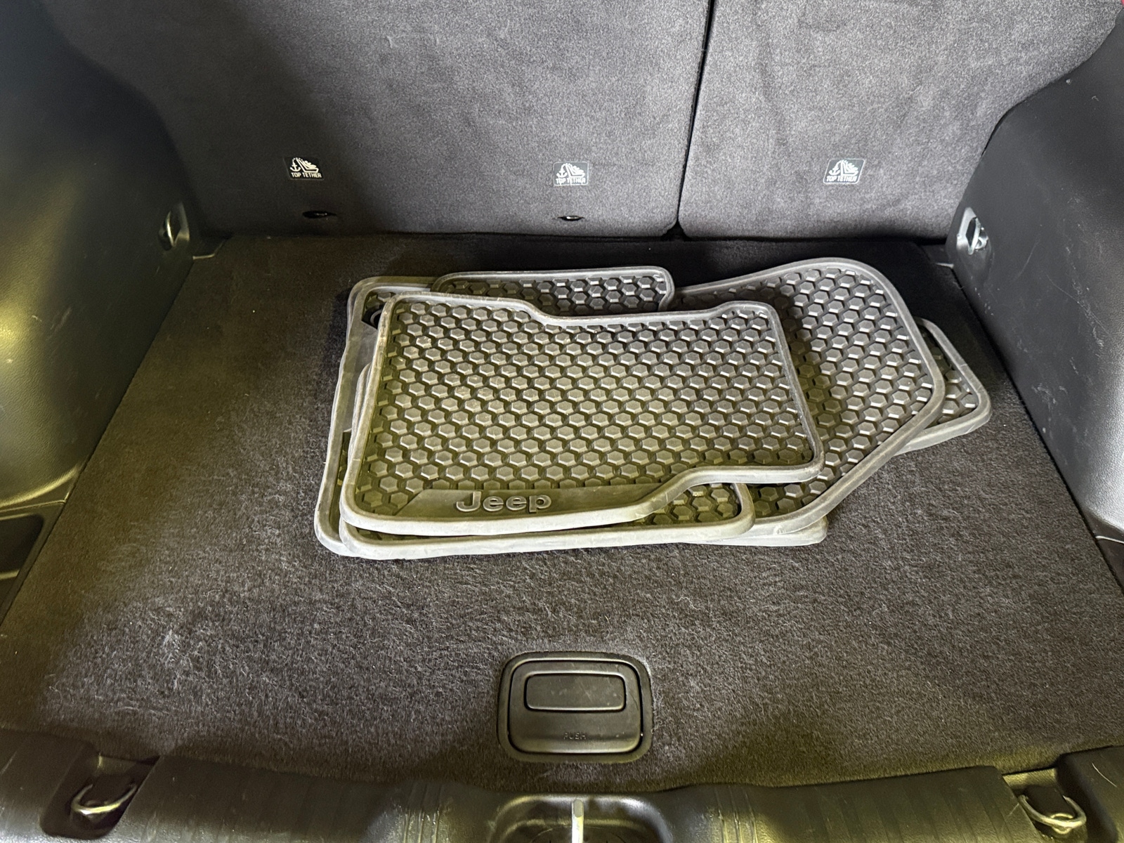 Thumbnail: 2025 Jeep Compass - 7