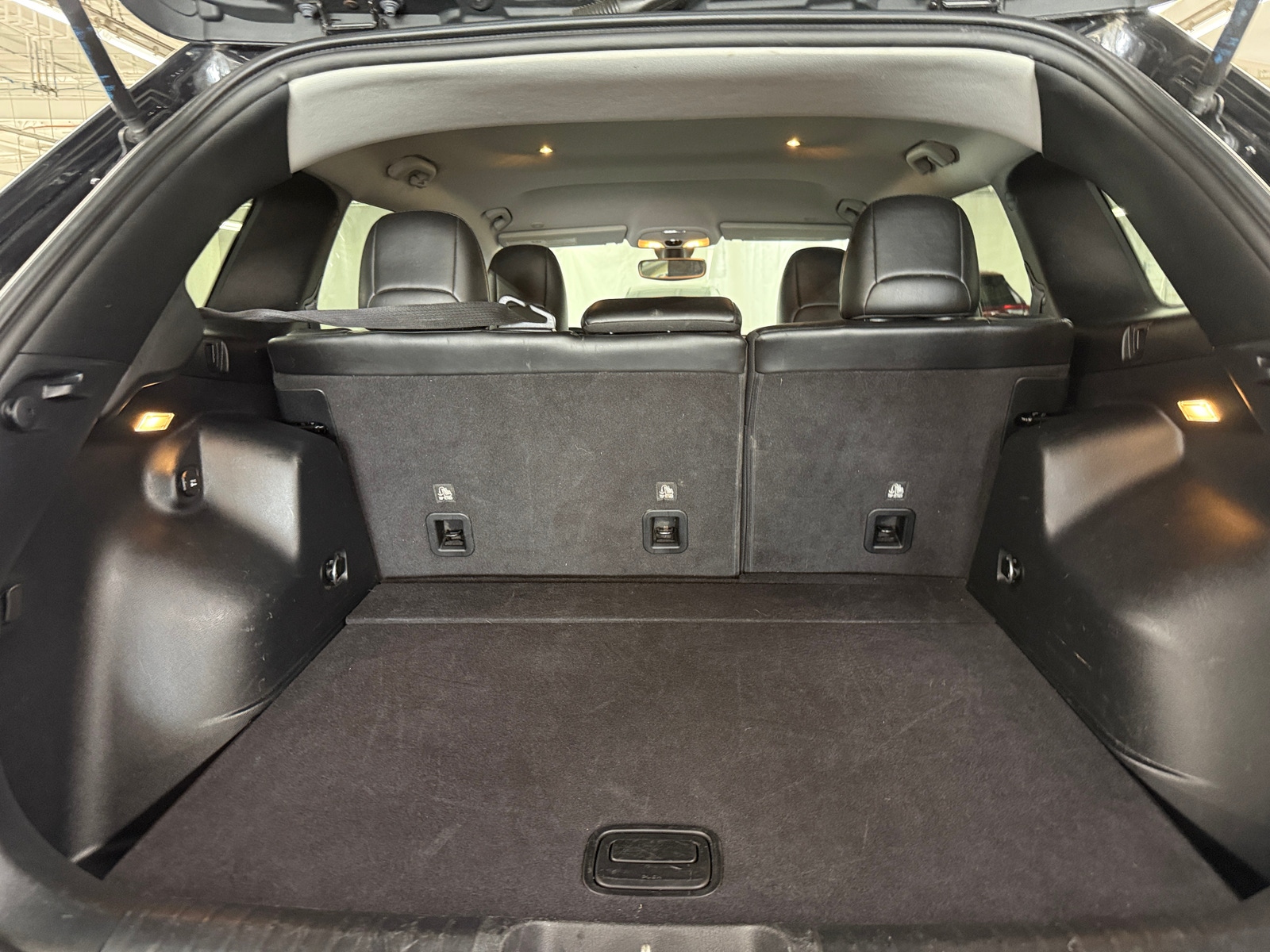 Thumbnail: 2020 Jeep Cherokee - 7