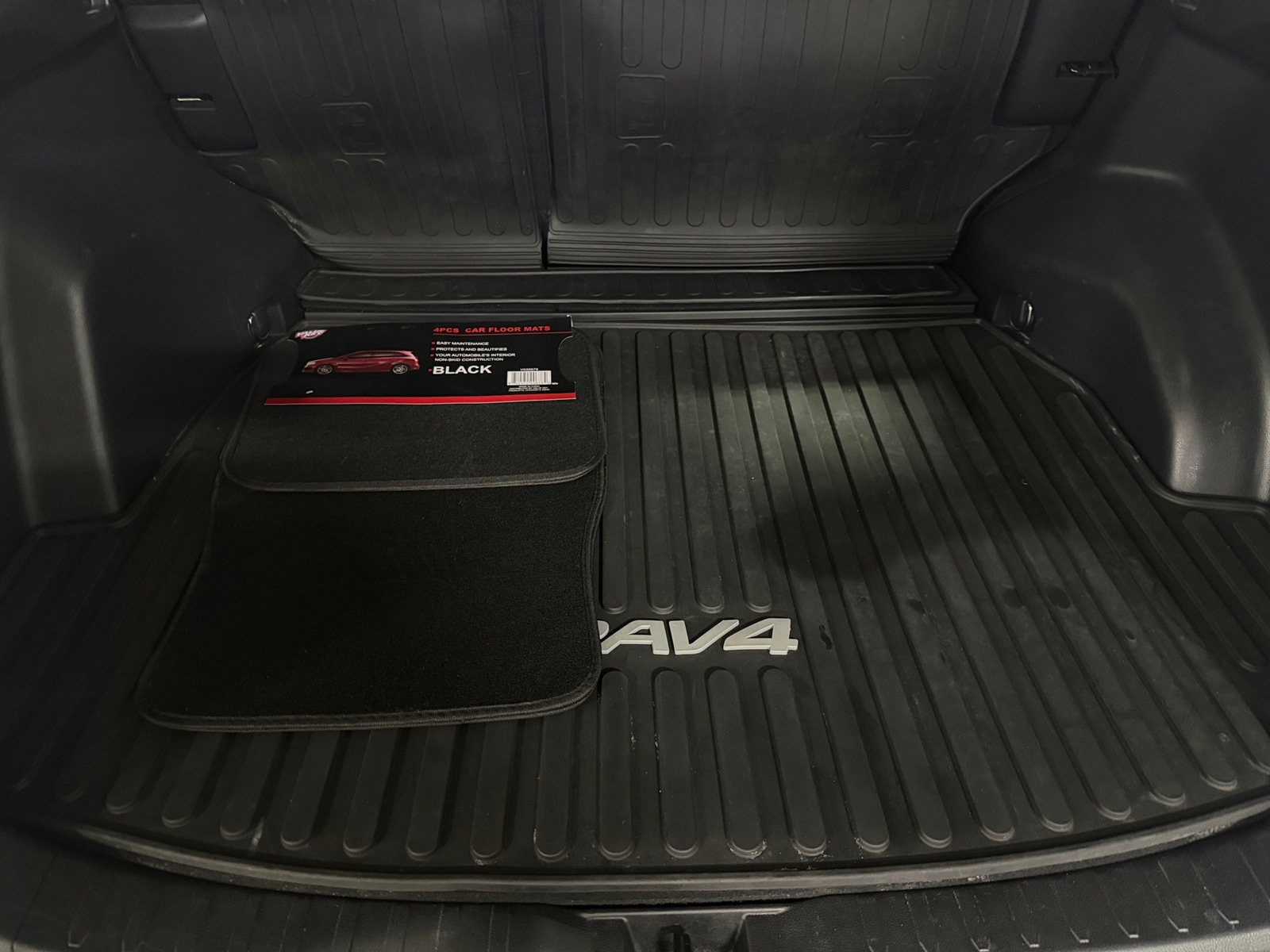 Thumbnail: 2021 Toyota RAV4 - 7