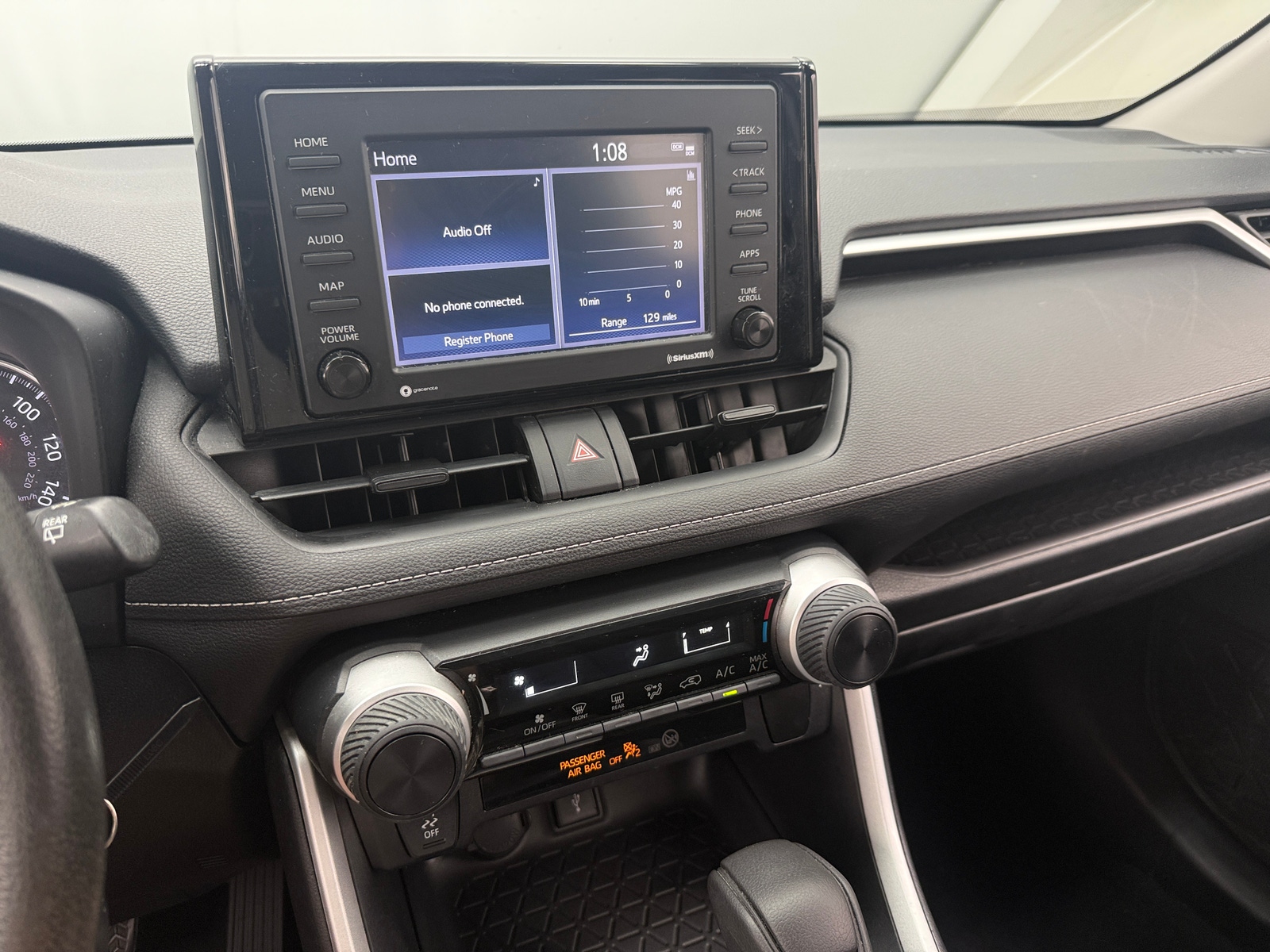 Thumbnail: 2021 Toyota RAV4 - 4