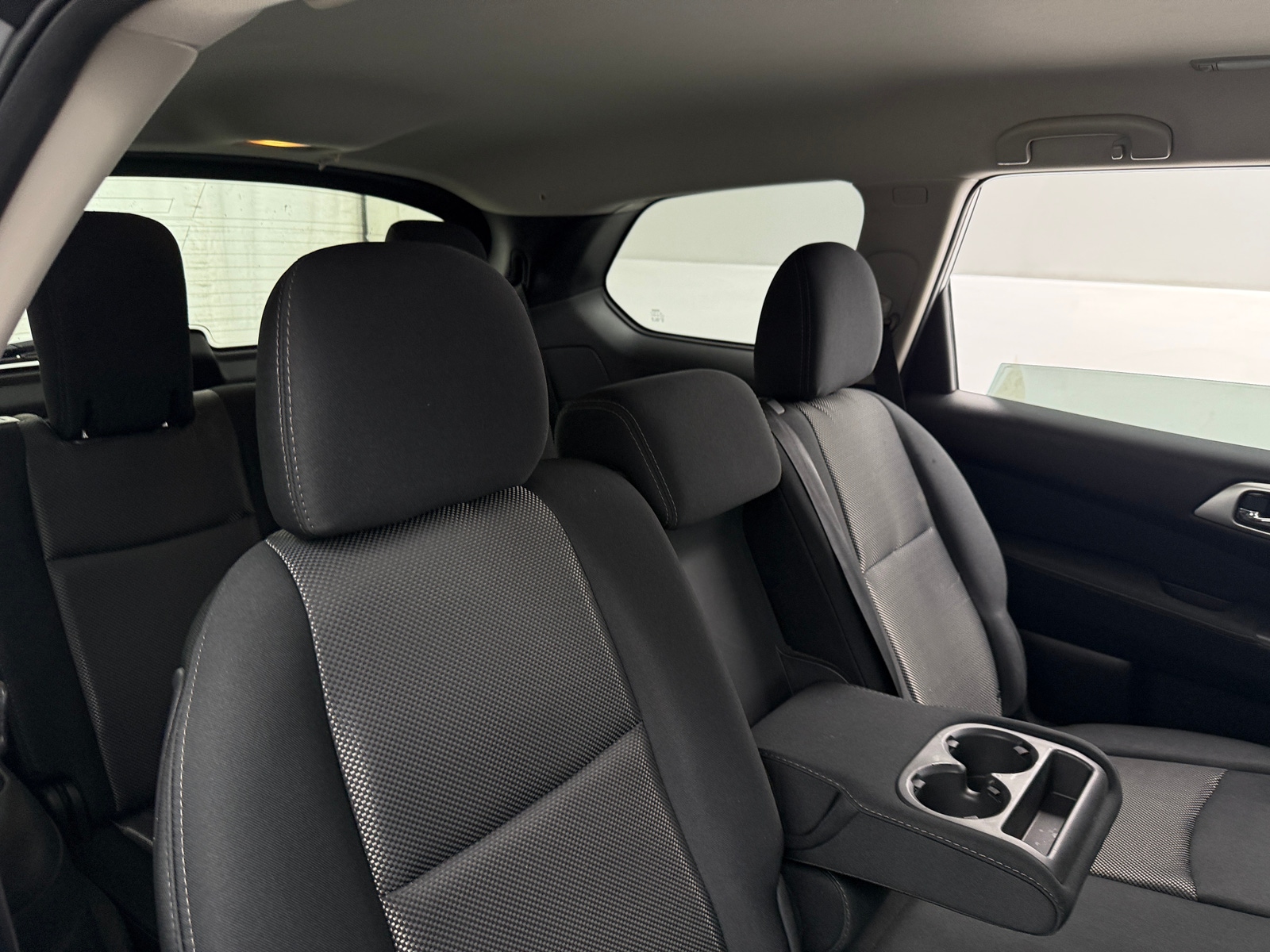 Thumbnail: 2017 Nissan Pathfinder - 6