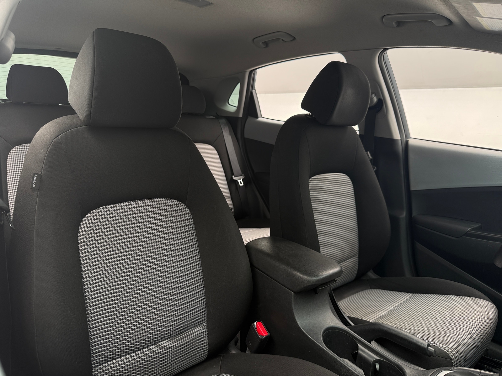 Thumbnail: 2021 Hyundai Kona - 2