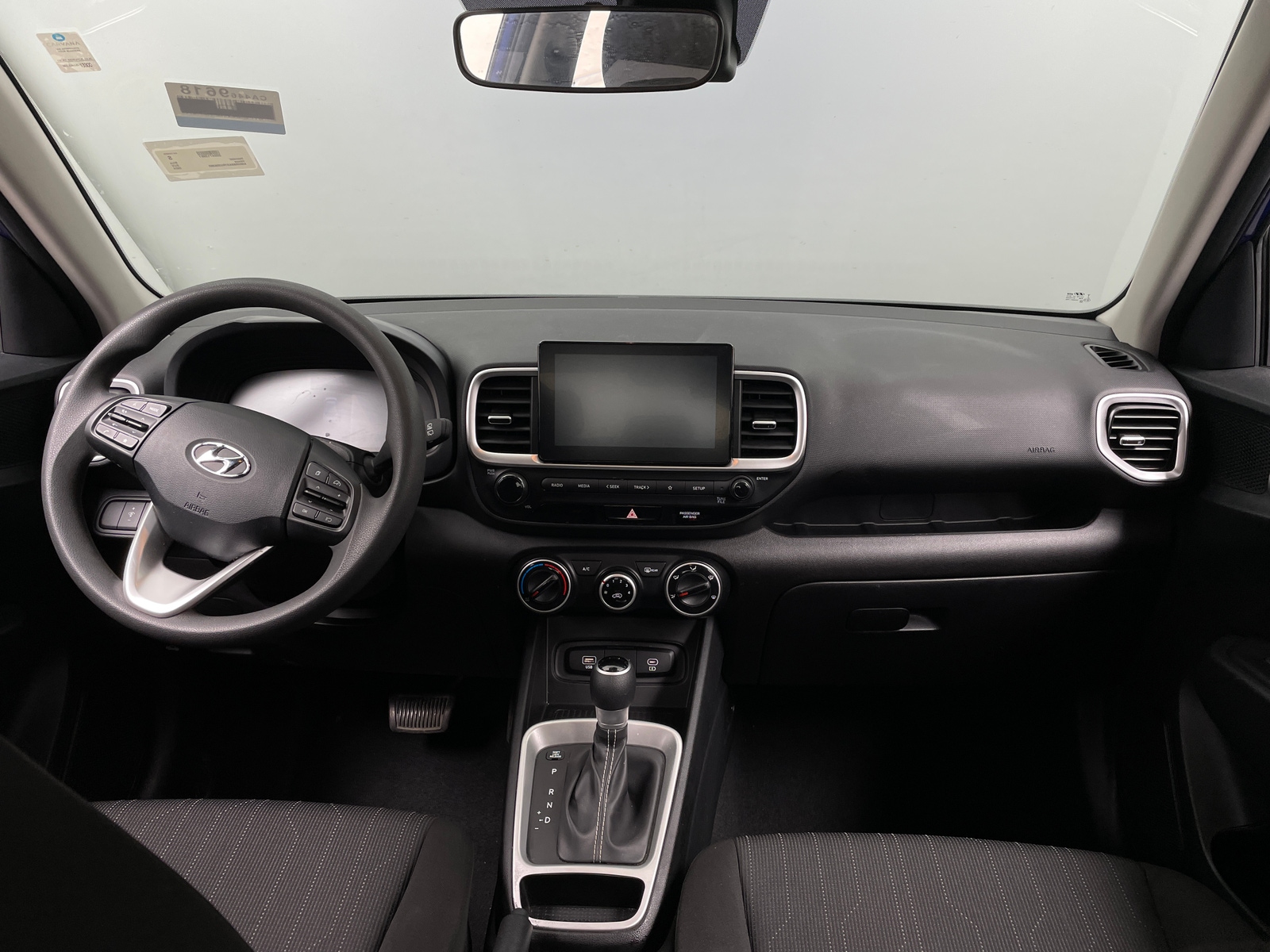 Thumbnail: 2024 Hyundai Venue - 3