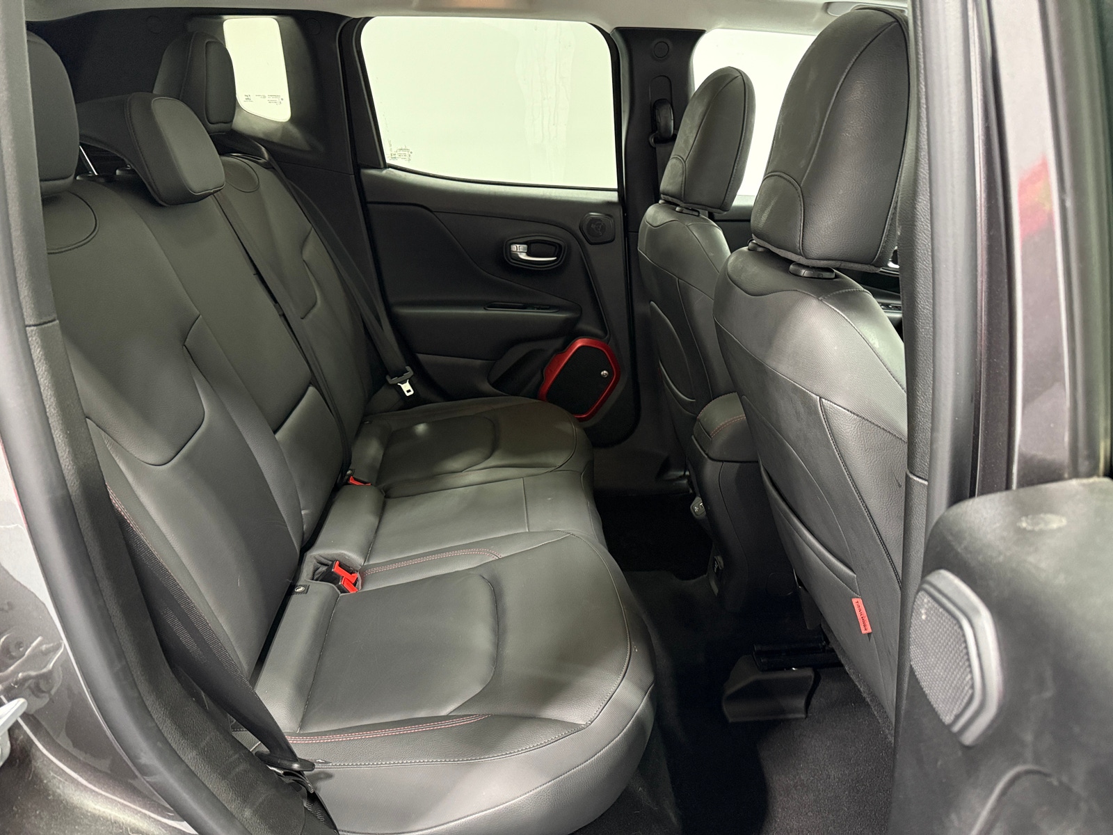 Thumbnail: 2019 Jeep Renegade - 5