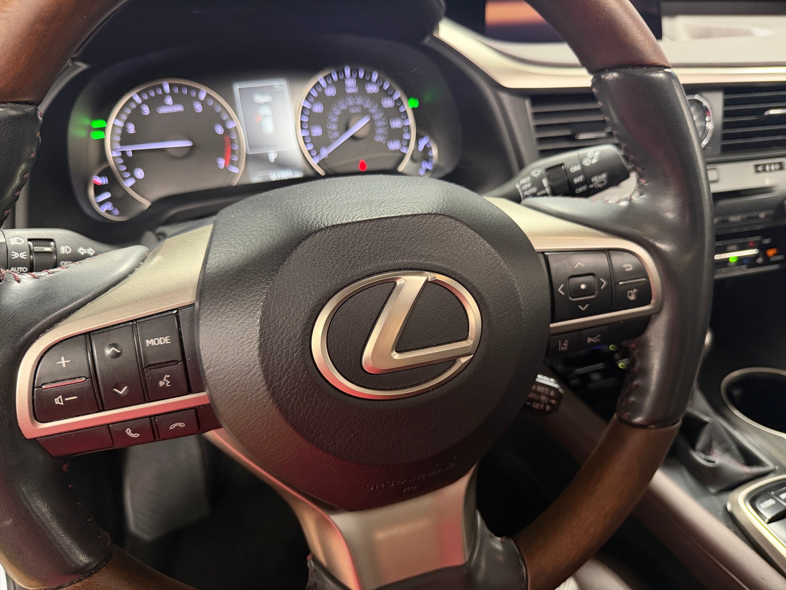 Thumbnail: 2019 Lexus RX - 4