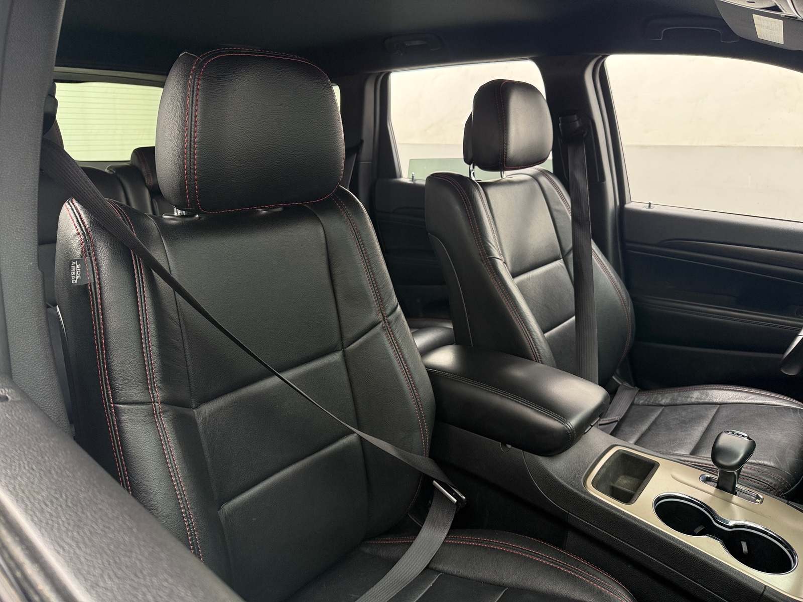 Thumbnail: 2015 Jeep Grand Cherokee - 2