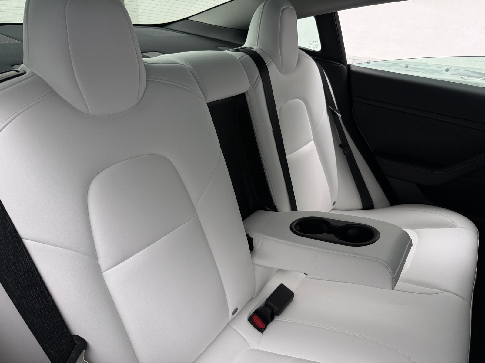 Thumbnail: 2022 Tesla Model 3 - 5