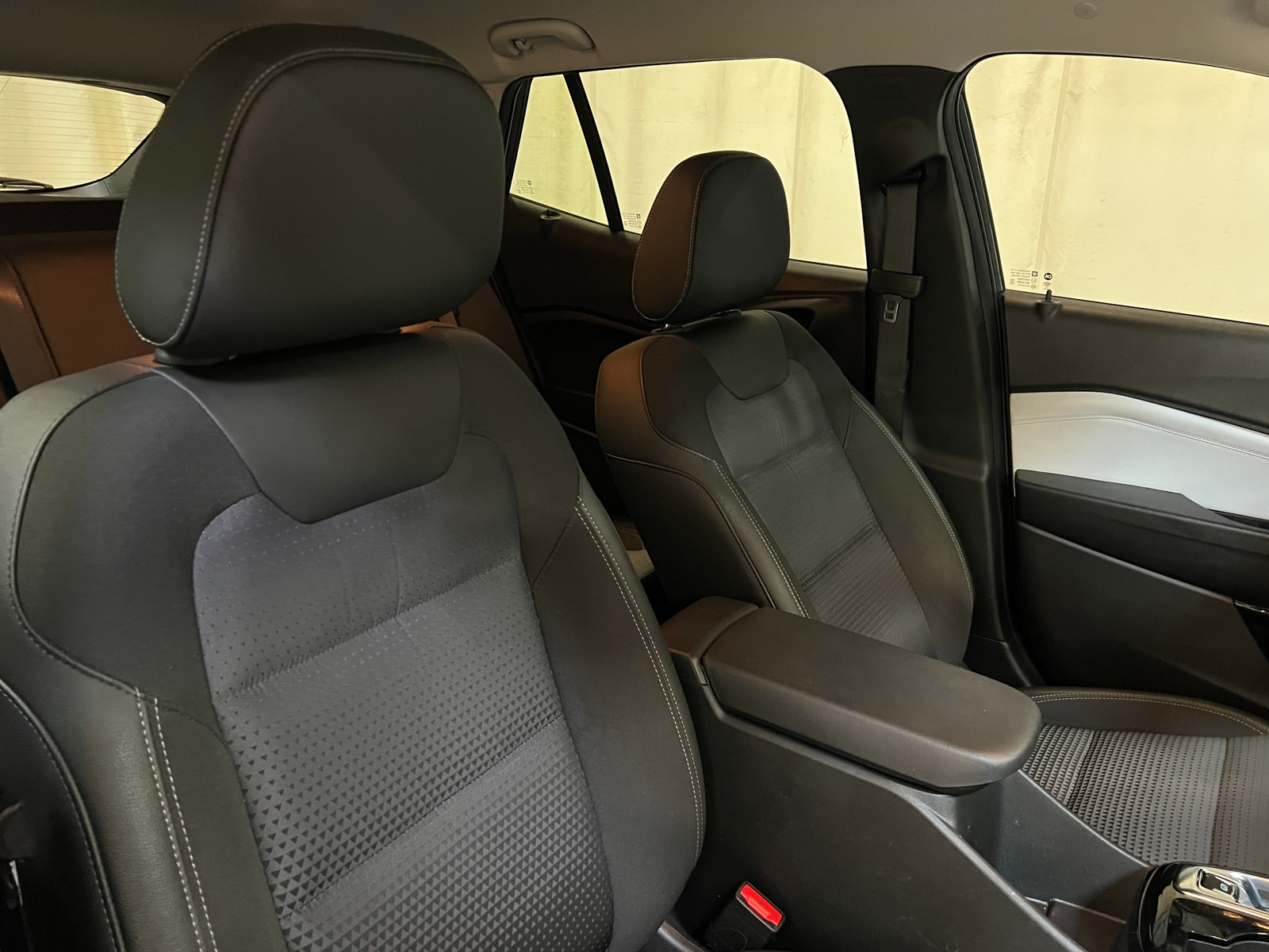 Thumbnail: 2025 Chevrolet Trax - 2