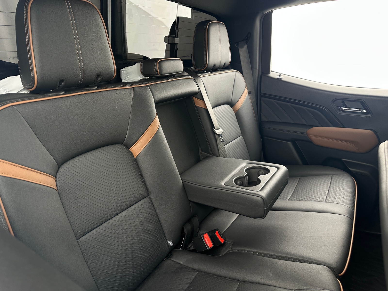 Thumbnail: 2025 GMC Canyon - 5