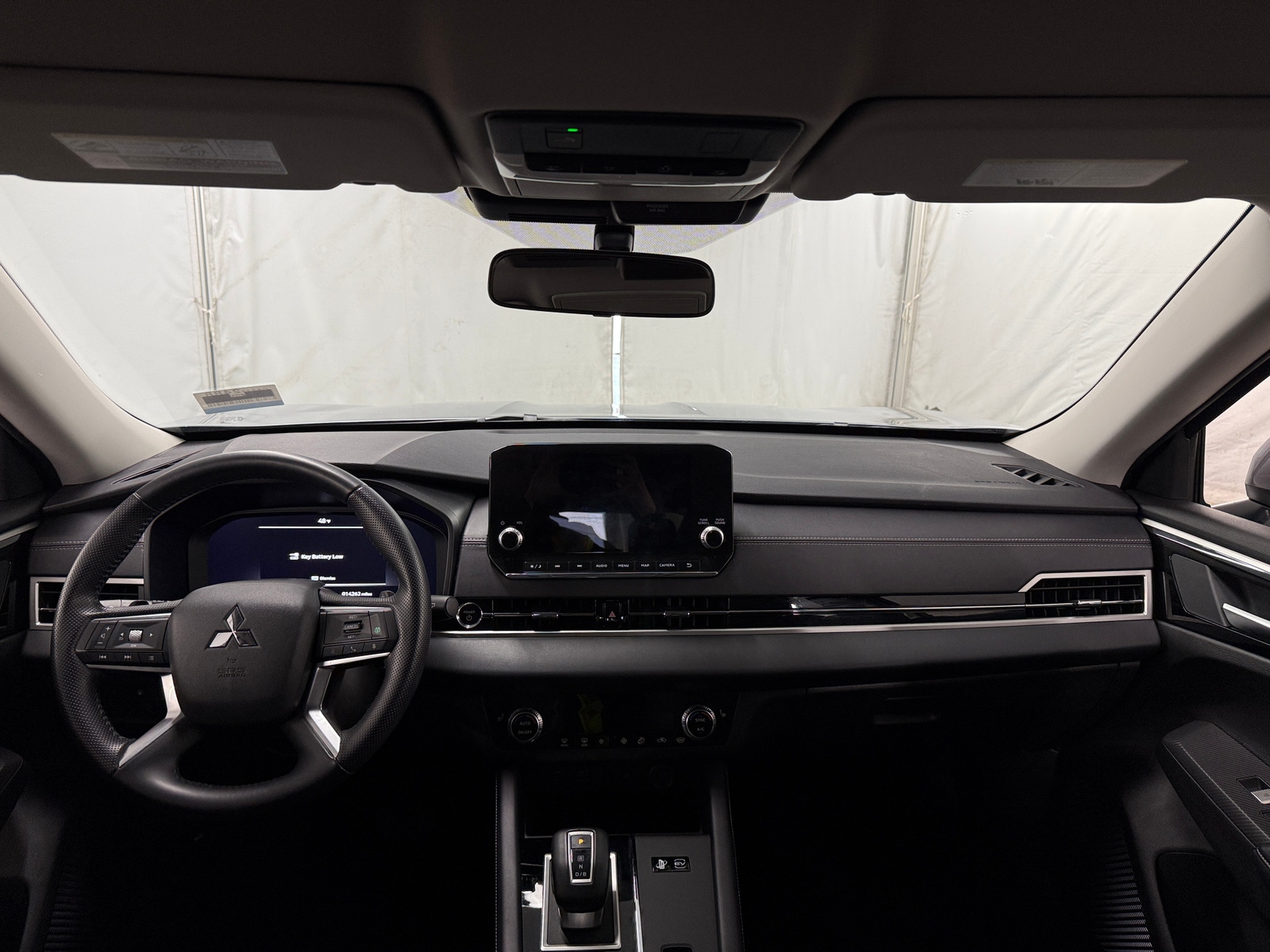 Thumbnail: 2024 Mitsubishi Outlander - 2