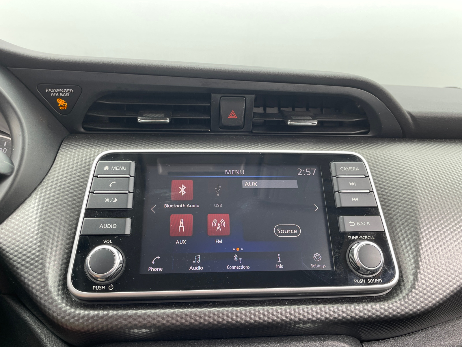 Thumbnail: 2020 Nissan Kicks - 4