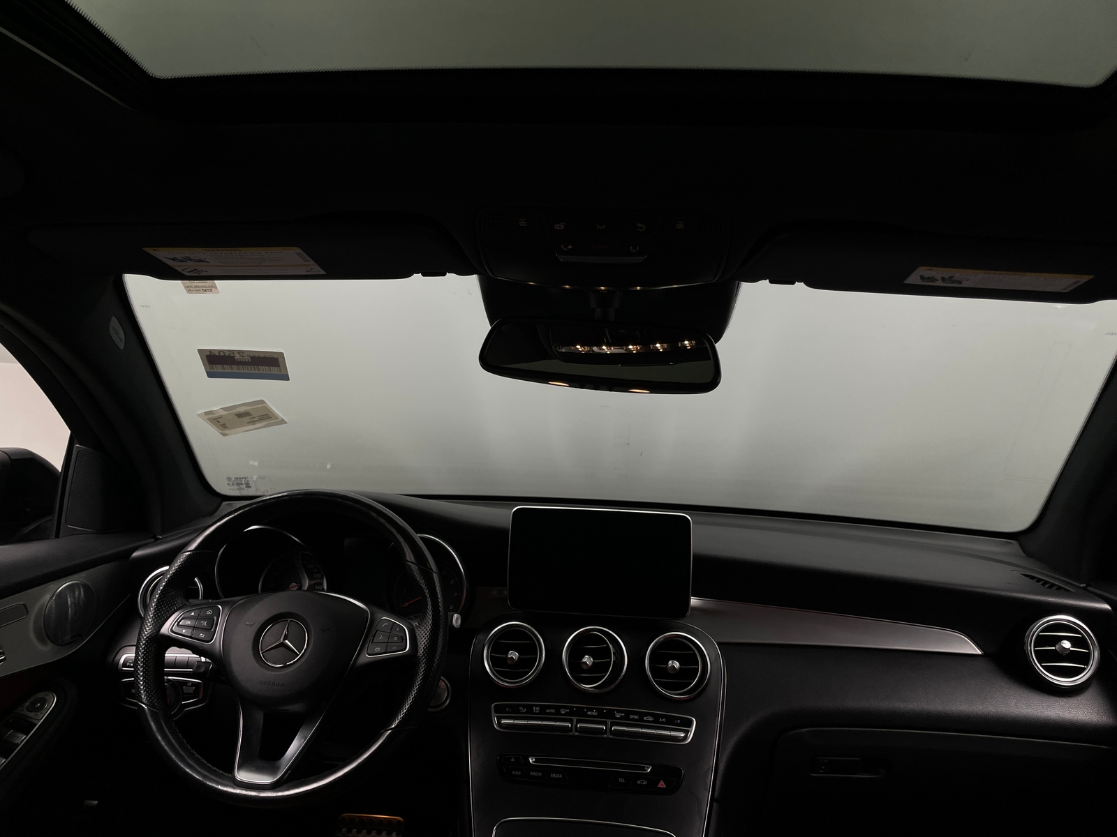 Thumbnail: 2019 Mercedes-Benz GLC - 2