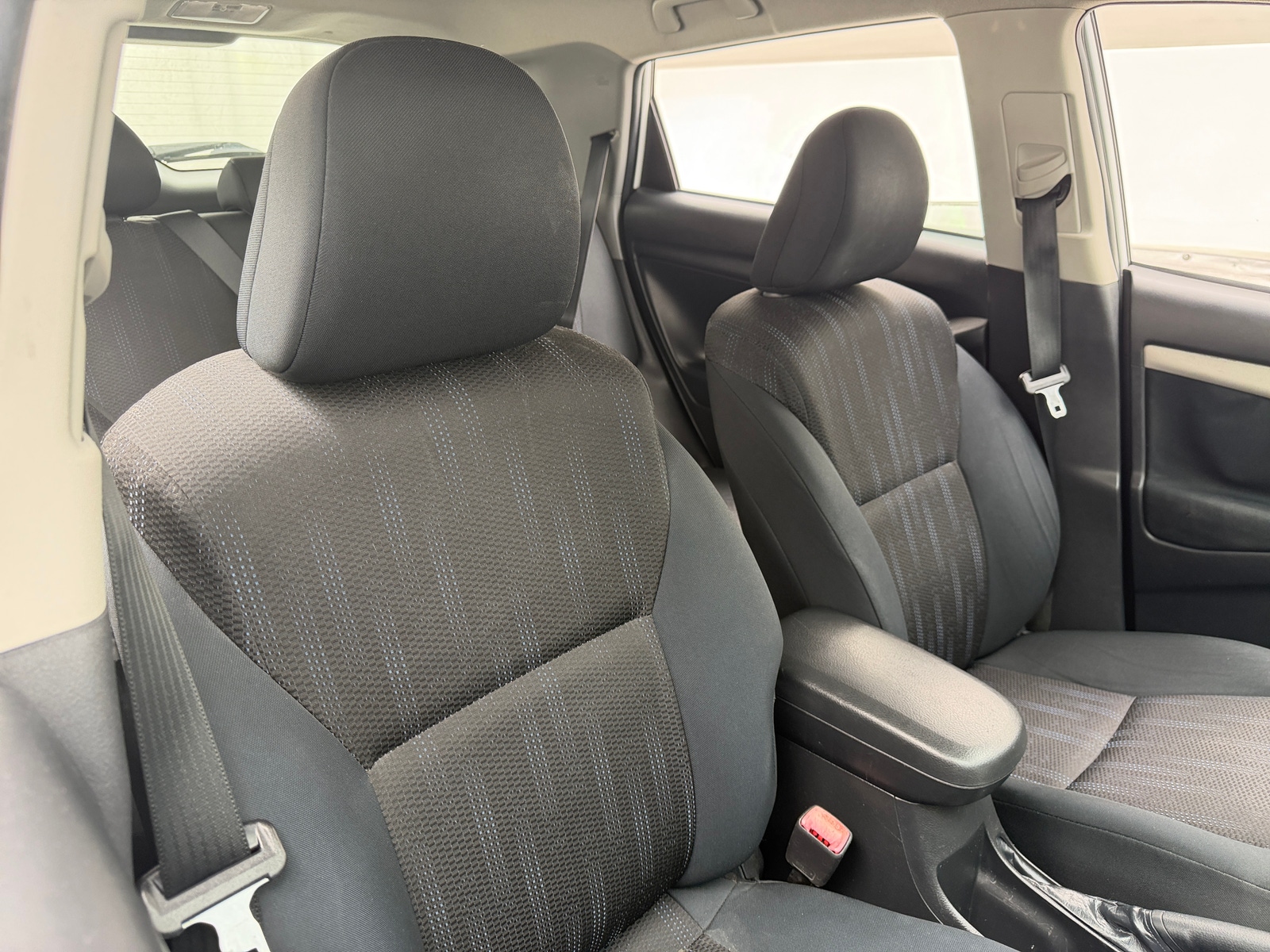 Thumbnail: 2012 Toyota Matrix - 2