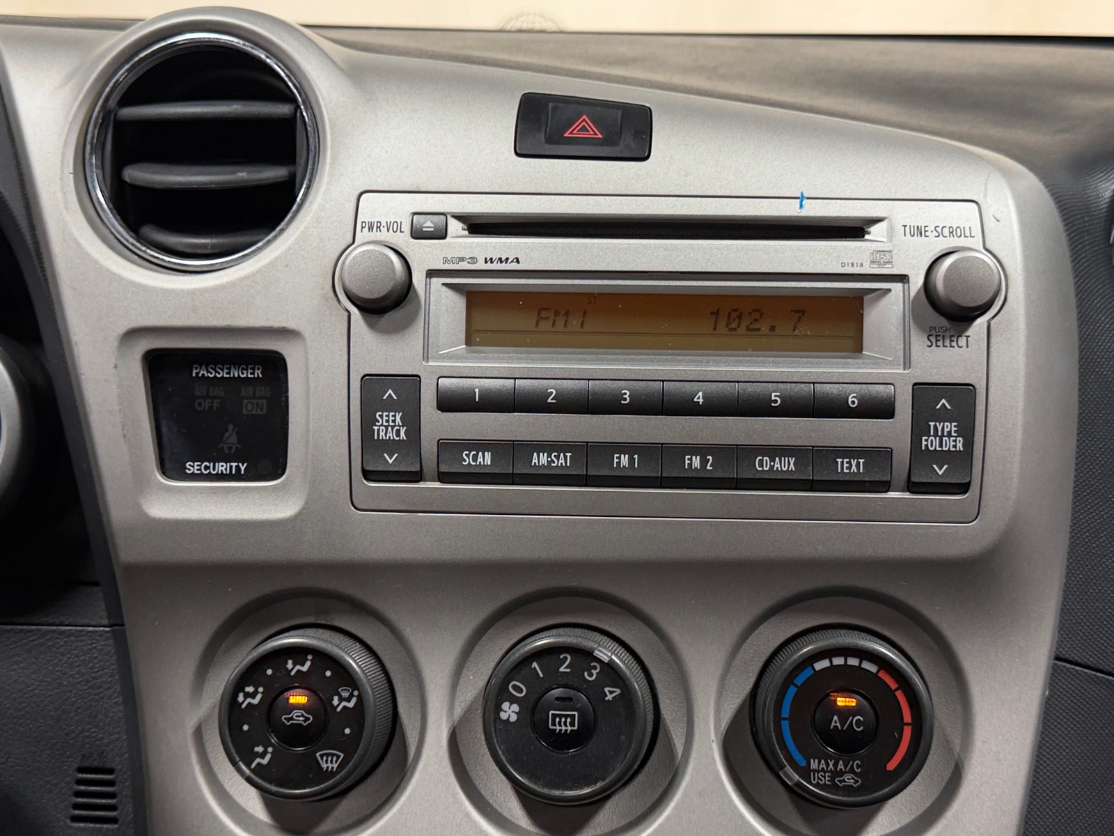 Thumbnail: 2012 Toyota Matrix - 4