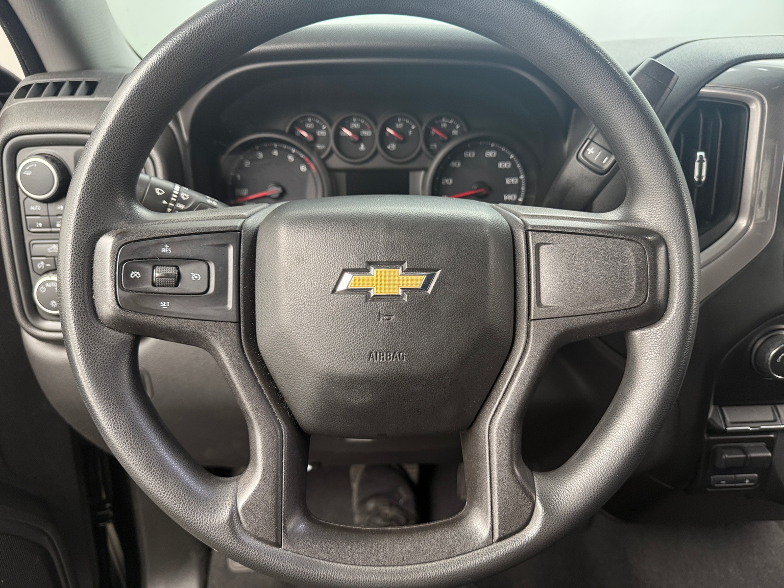 Thumbnail: 2021 Chevrolet Silverado 1500 - 5