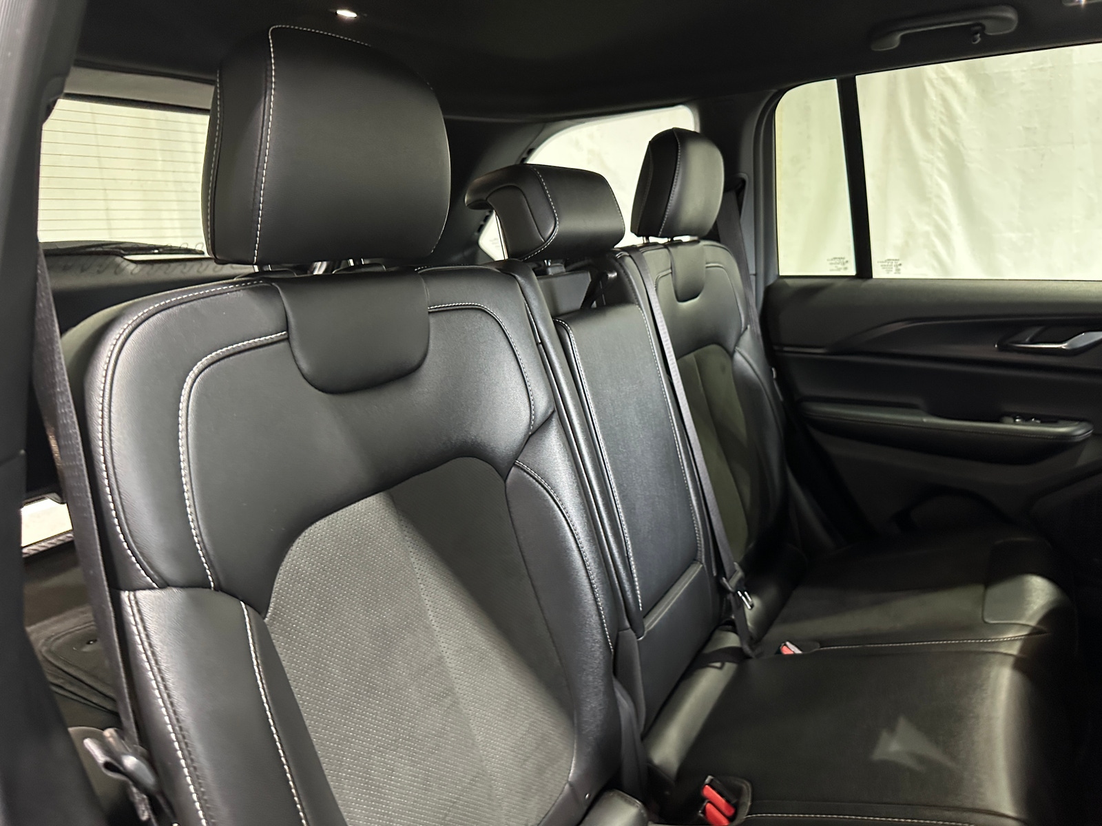 Thumbnail: 2025 Jeep Grand Cherokee - 5