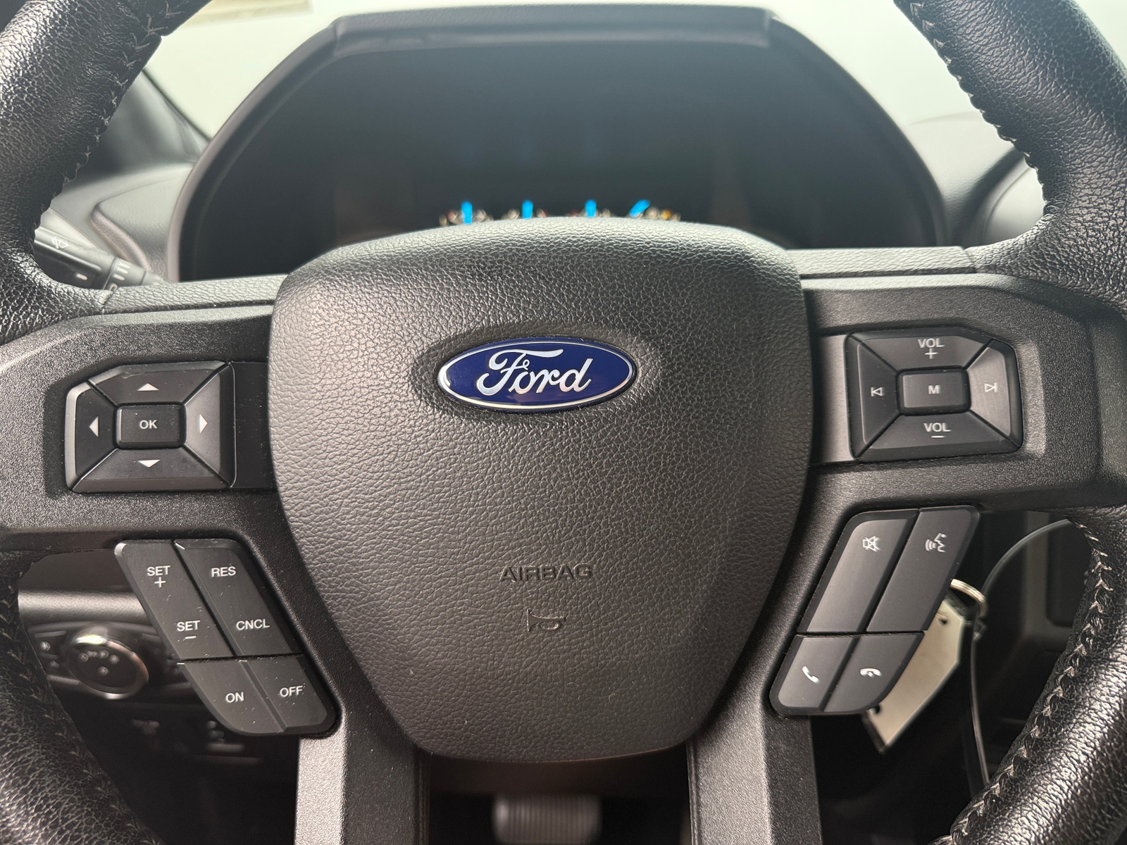 Thumbnail: 2016 Ford Econoline - 5