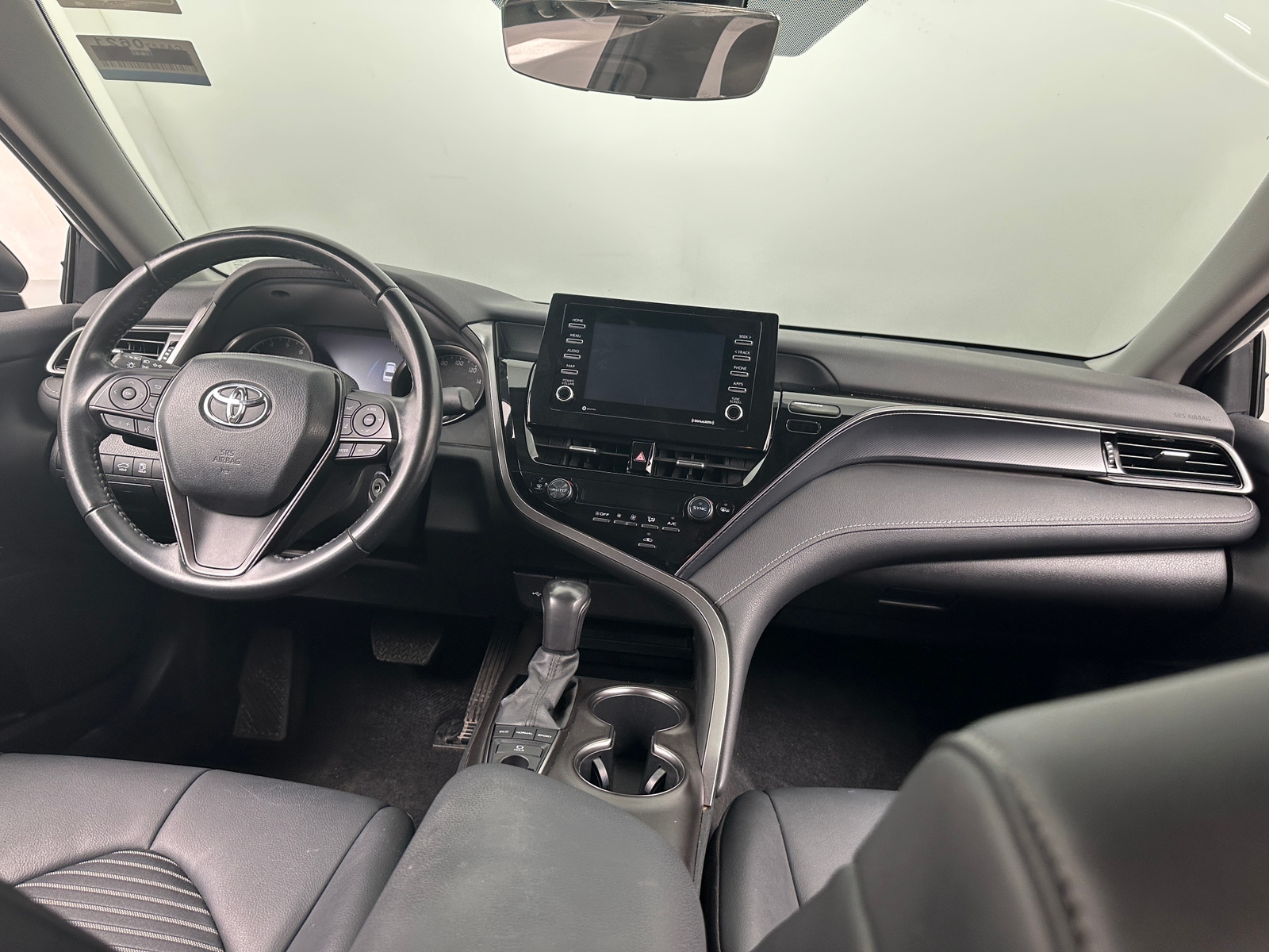 Thumbnail: 2022 Toyota Camry - 3