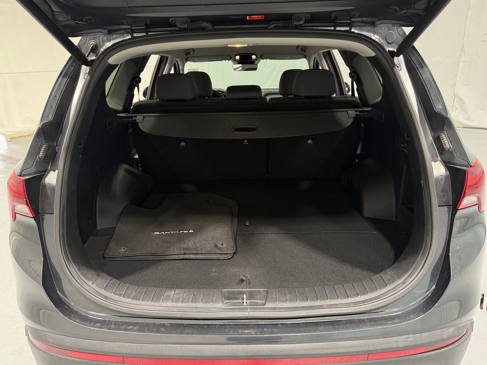 Thumbnail: 2023 Hyundai Santa Fe - 7