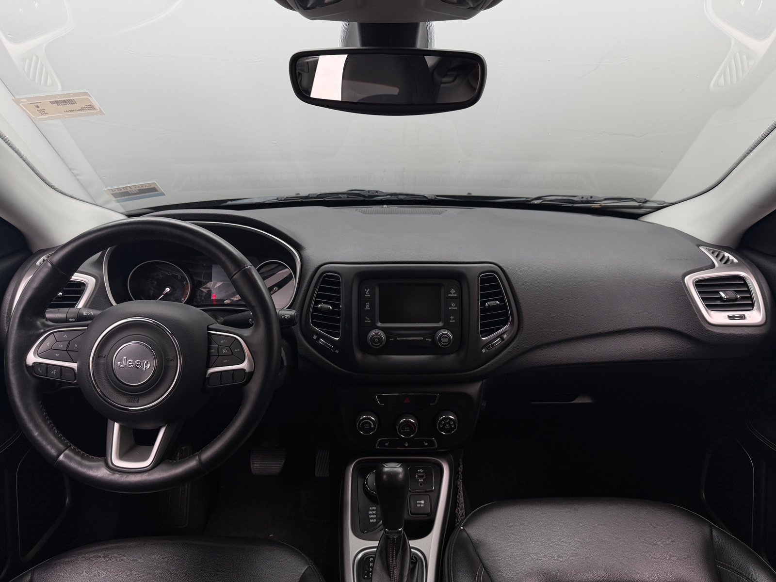 Thumbnail: 2018 Jeep Compass - 3