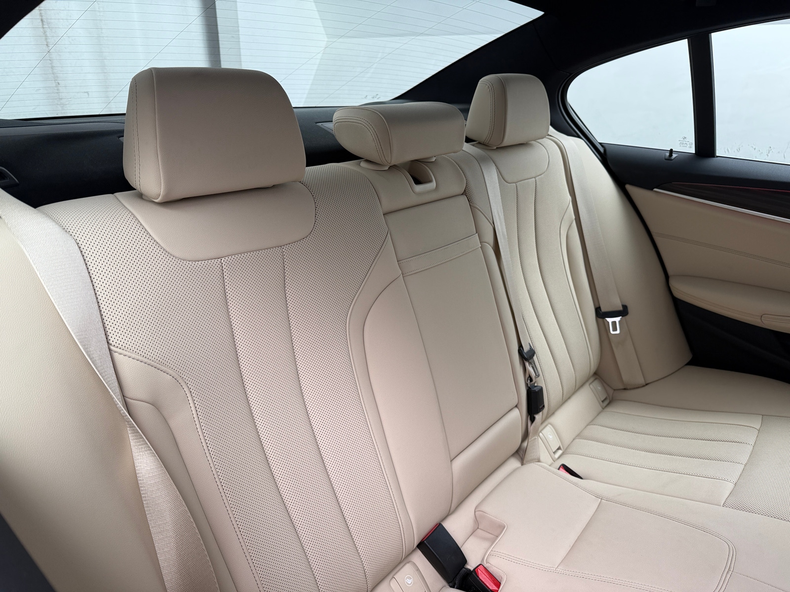 Thumbnail: 2023 BMW 5 Series - 5