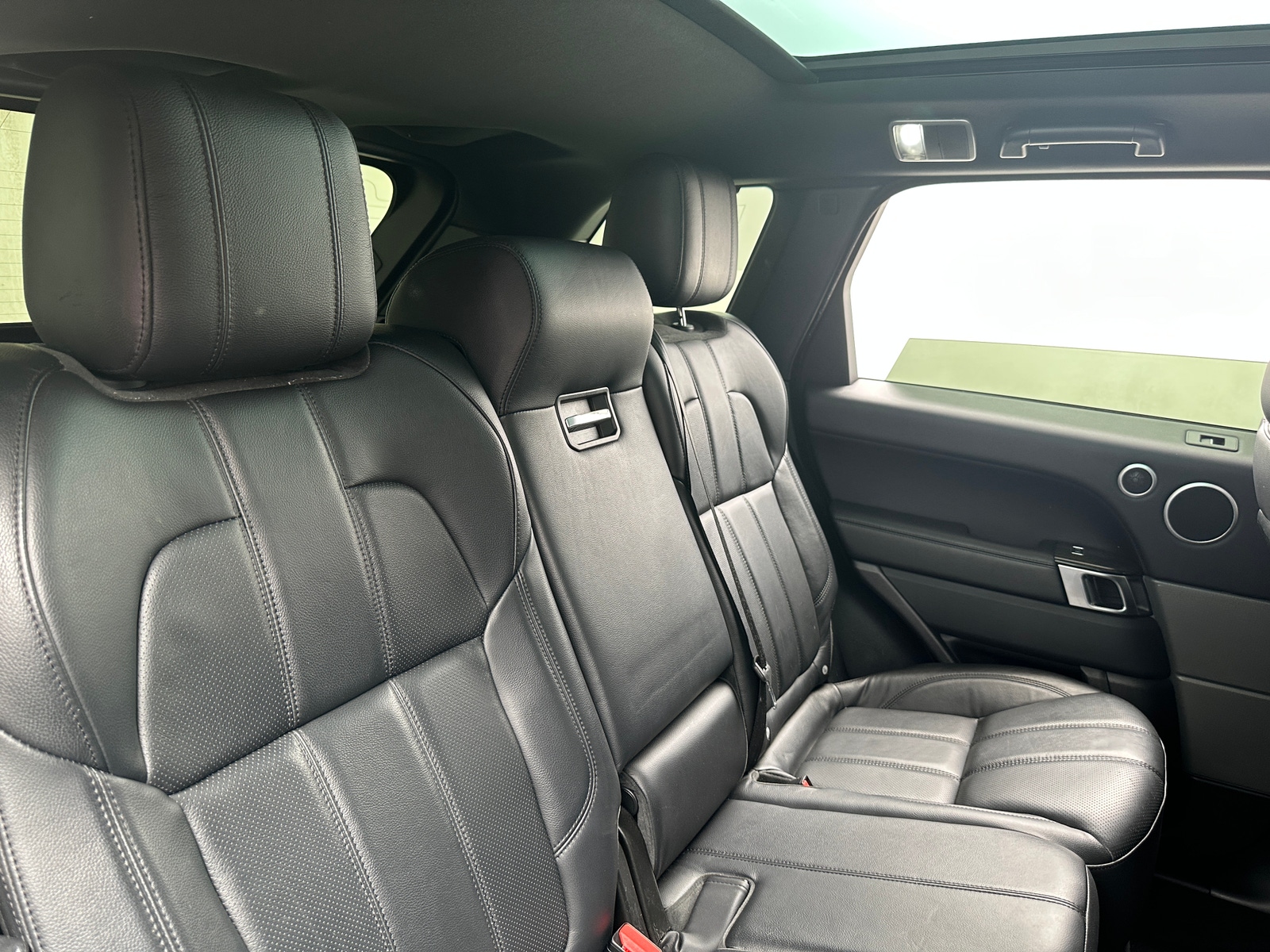 Thumbnail: 2017 Land Rover Range Rover Sport - 5