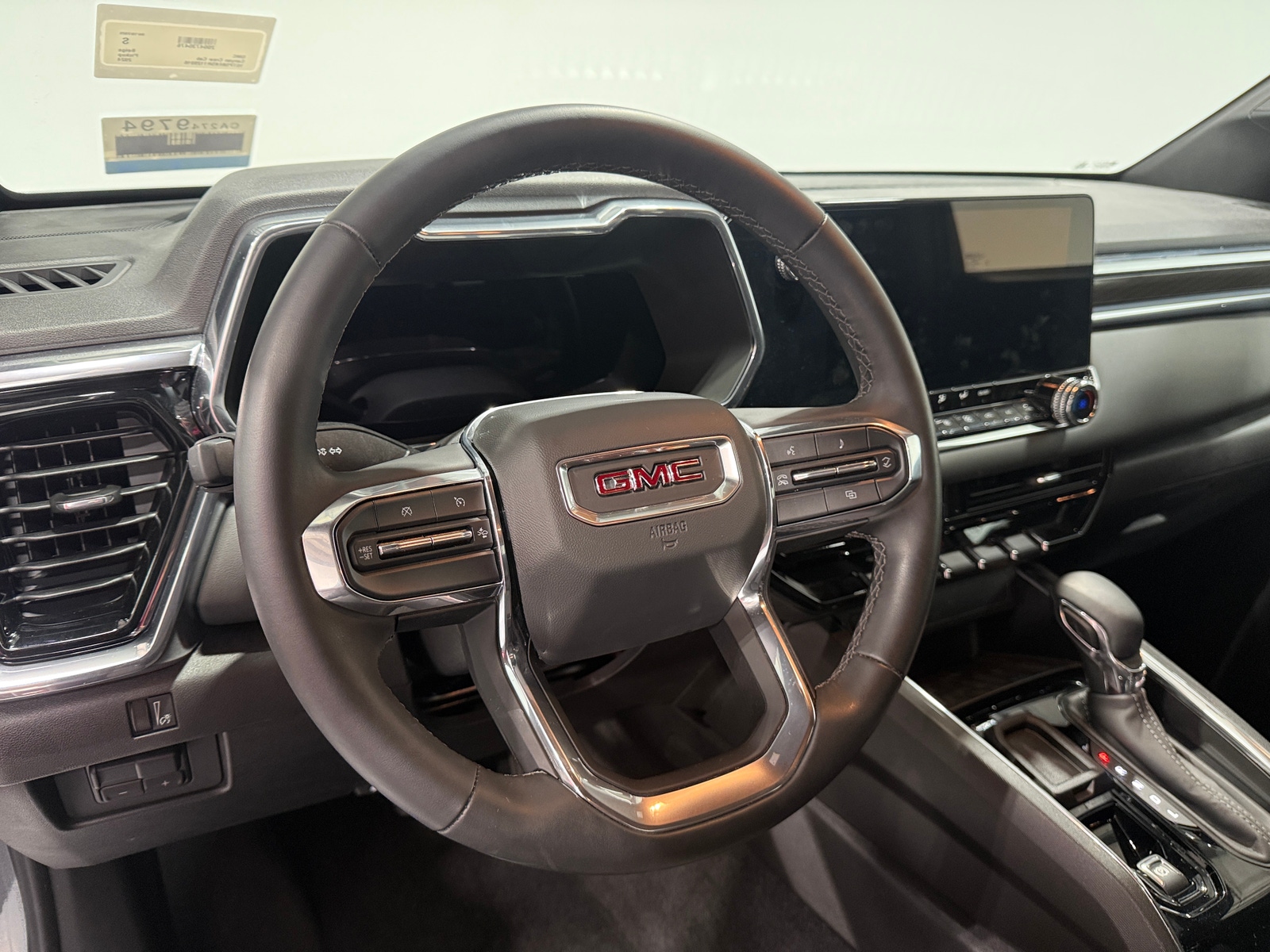 Thumbnail: 2024 GMC Canyon - 5