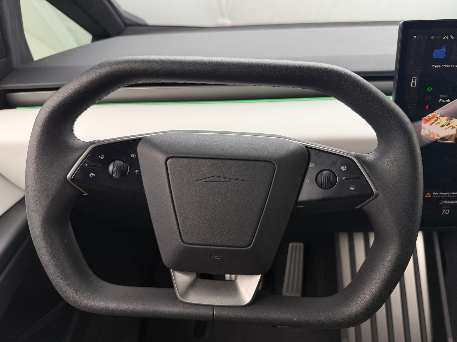 Thumbnail: 2024 Tesla Cybertruck - 3