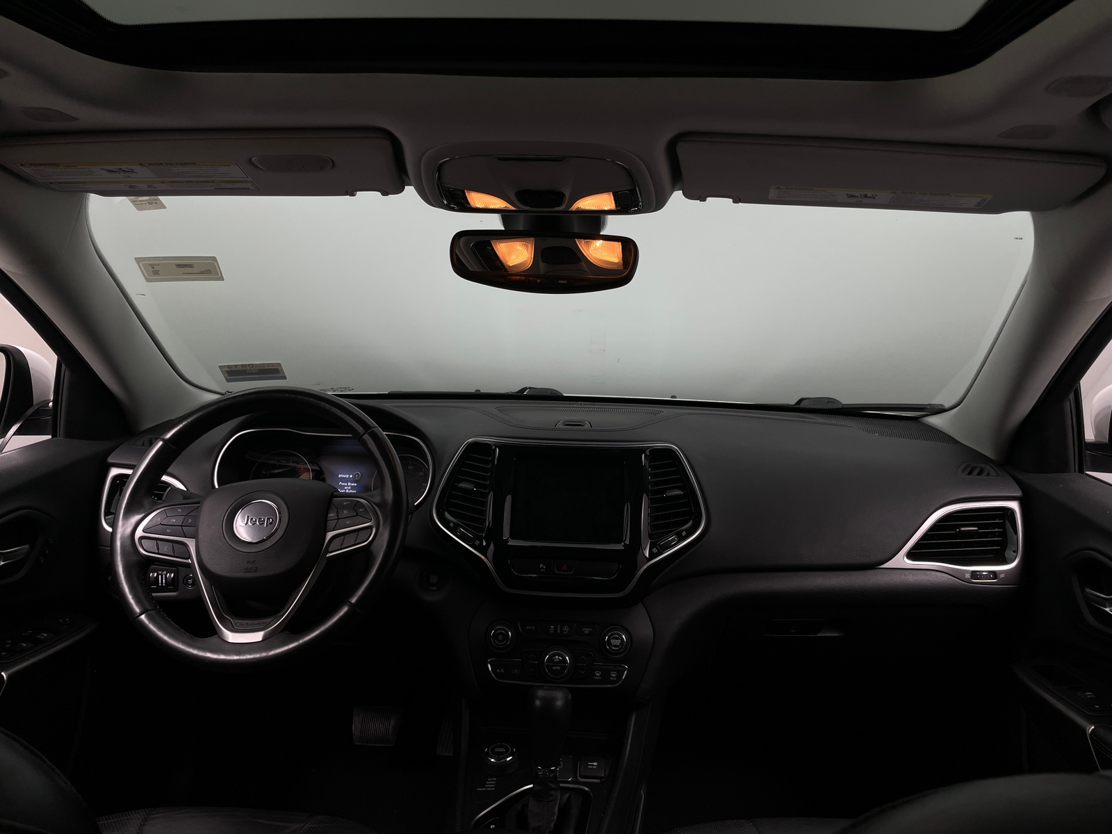 Thumbnail: 2019 Jeep Cherokee - 2