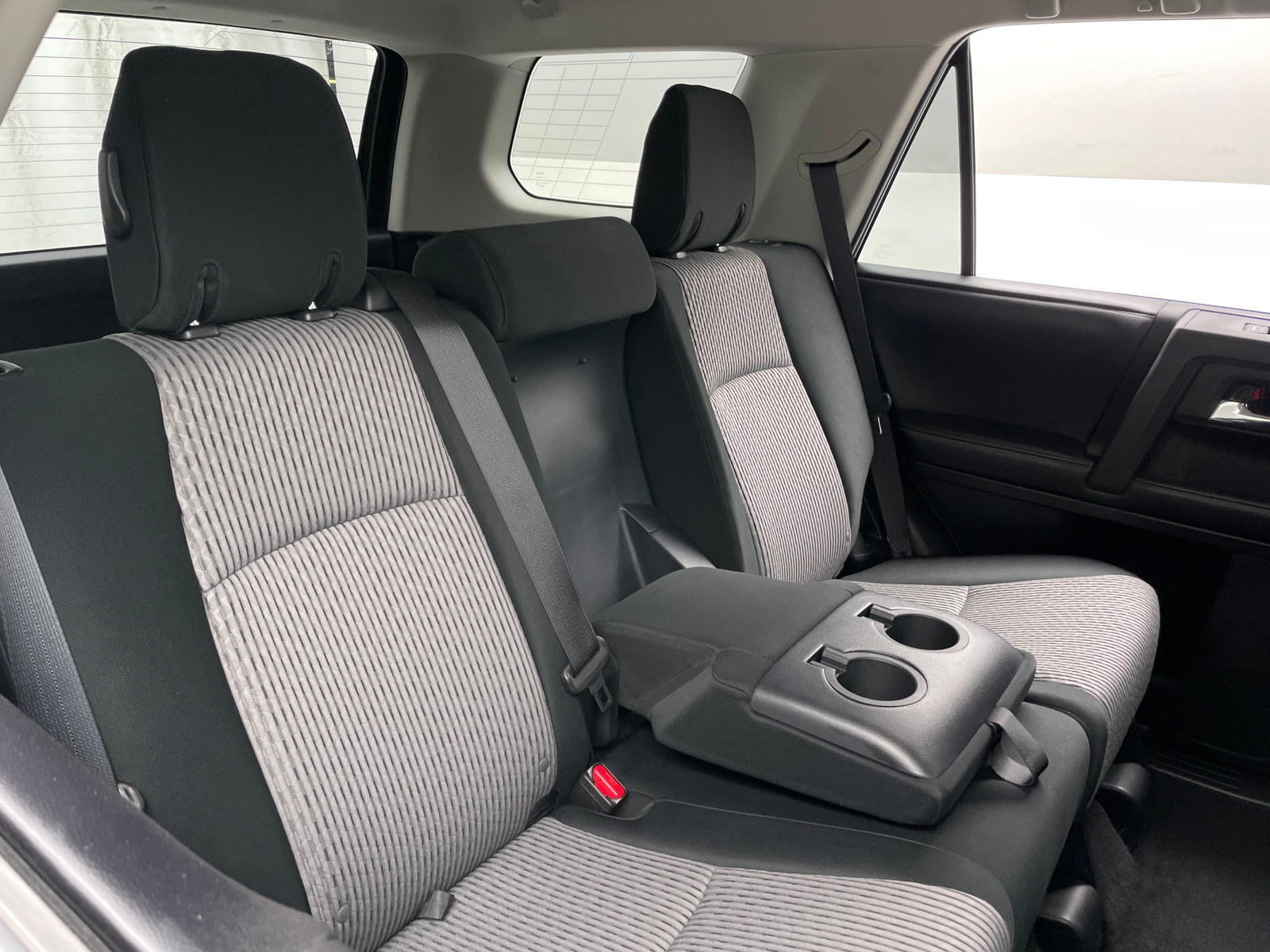 Thumbnail: 2017 Toyota 4Runner - 6