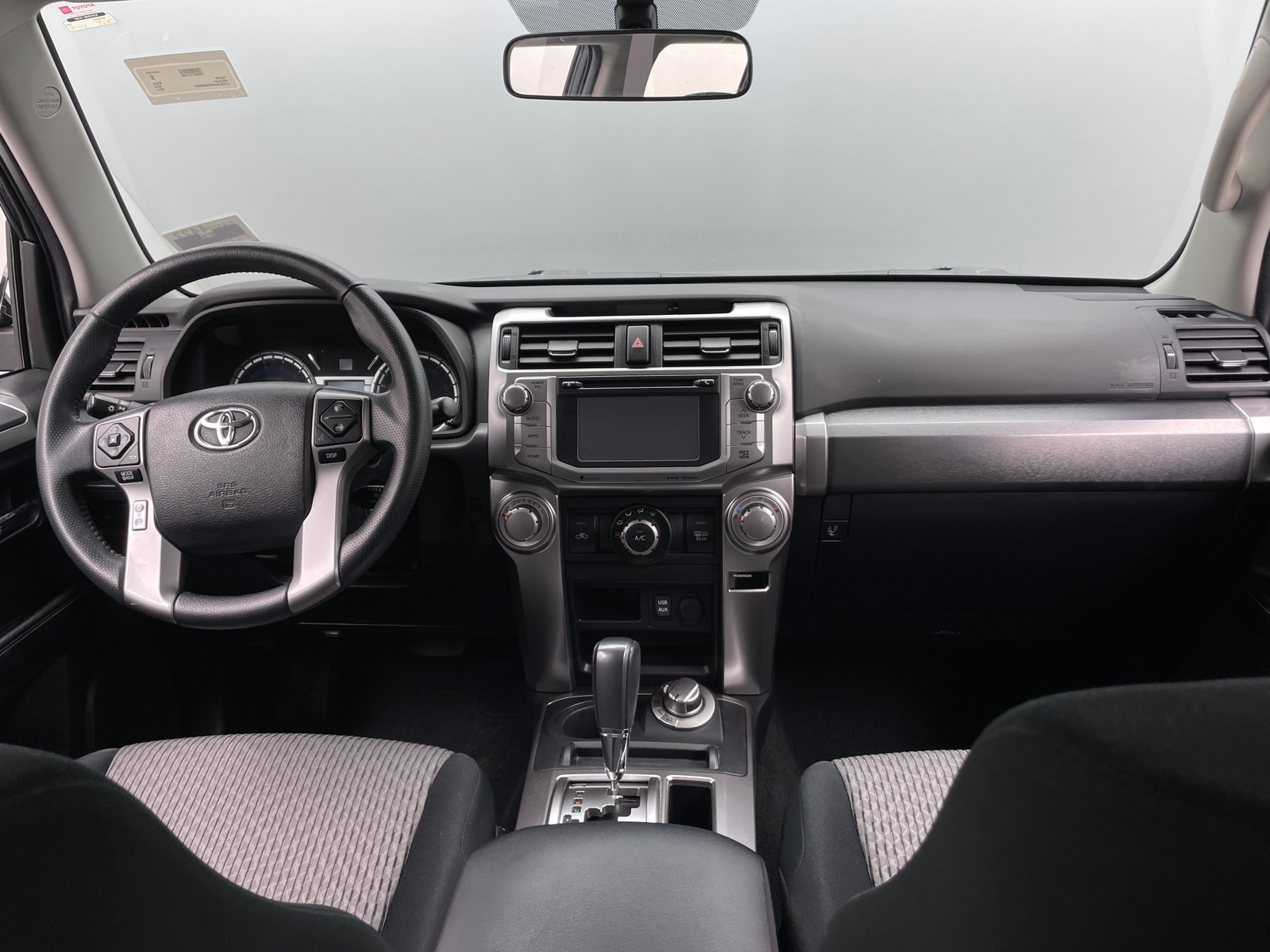 Thumbnail: 2017 Toyota 4Runner - 3