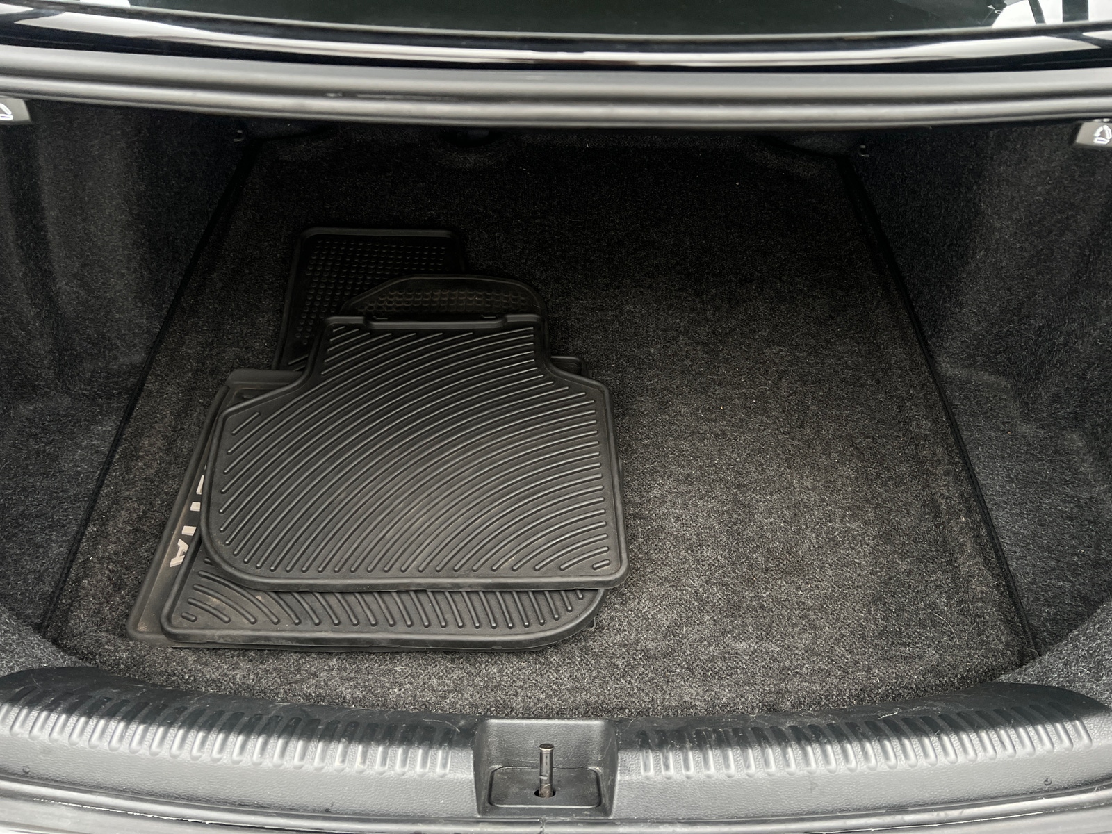 Thumbnail: 2017 Volkswagen Jetta - 6